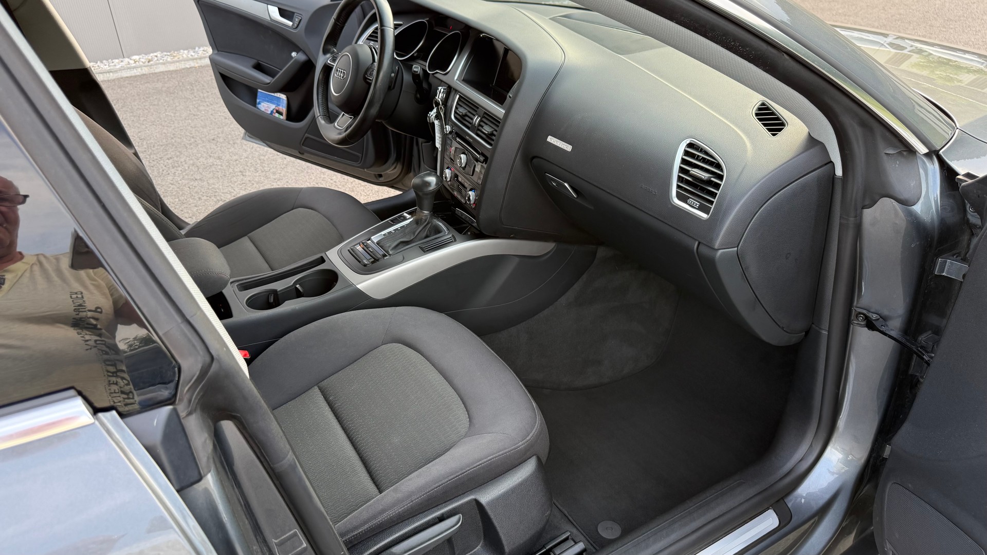 AUDI A5 Sportback 2.0 TFSI quattro S-tronic-image-12