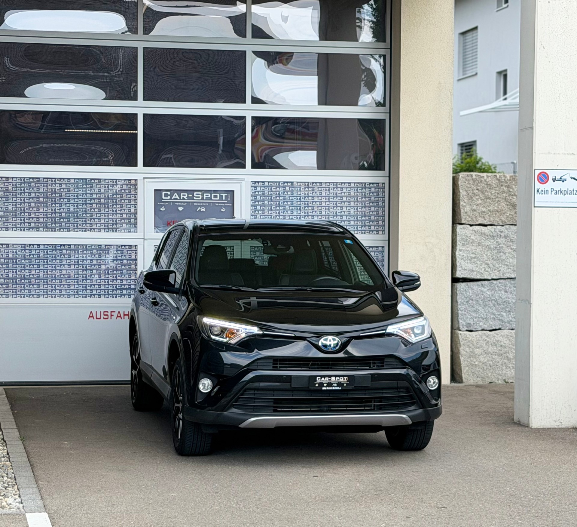 TOYOTA RAV-4 2.5 HSD Premium e-CVT-image-2