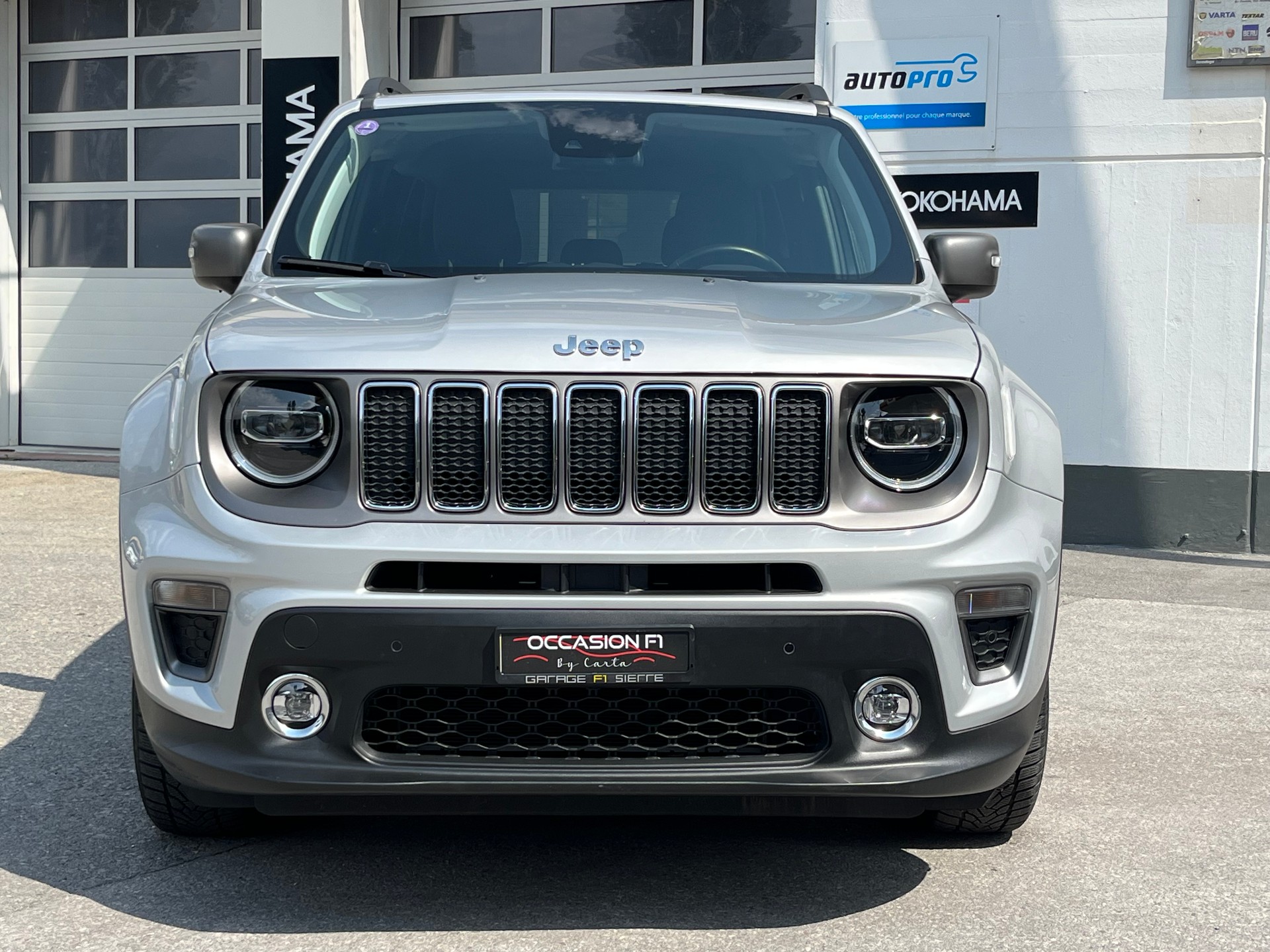 JEEP Renegade 1.3 Turbo Limited AWD-image-11