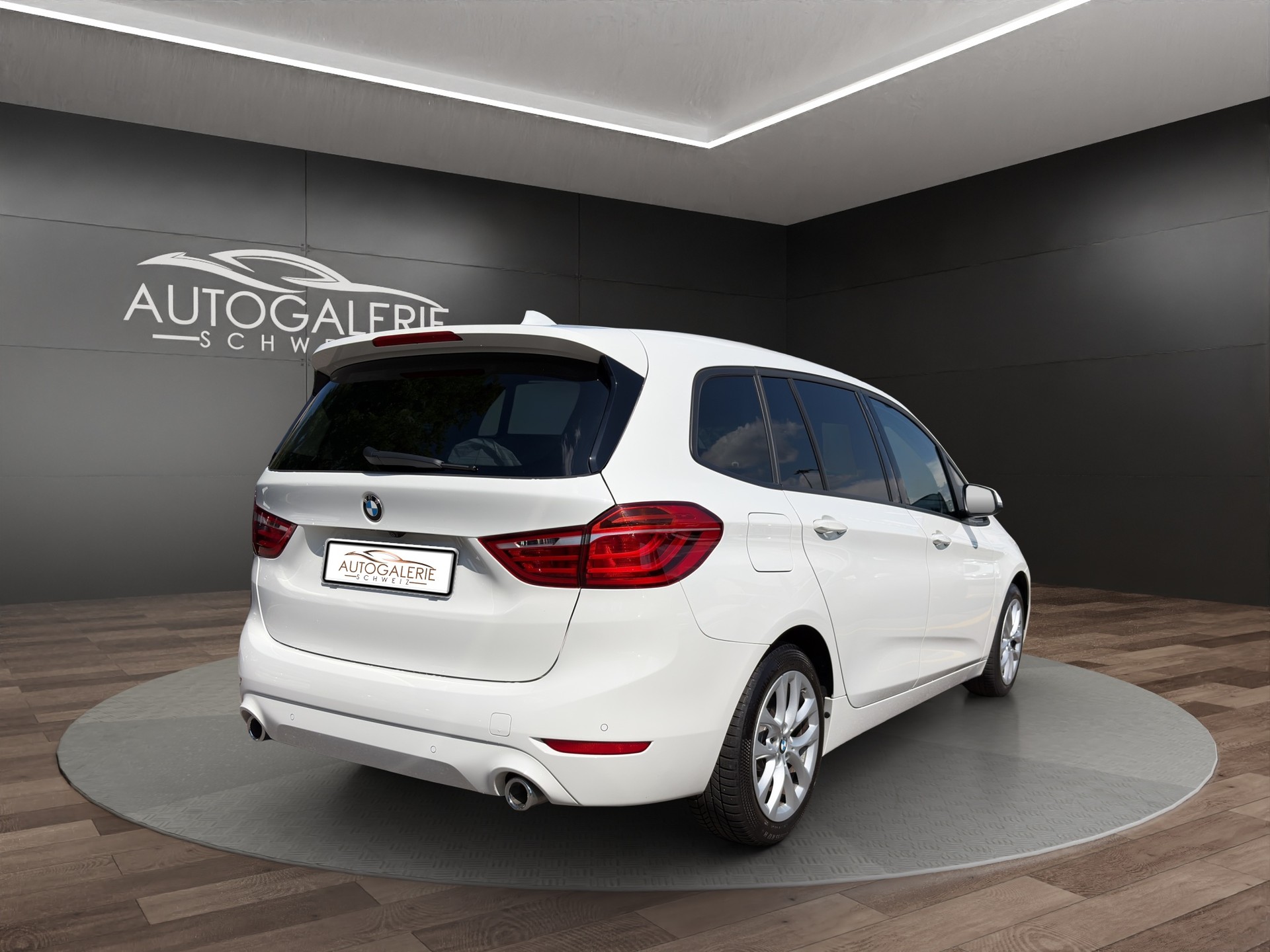 BMW 220d xDrive Gran Tourer | CH Fzg. | Driving Assistant Plus | Kamera | LED Scheinw. | HeadUp | Sportsitze |-image-5