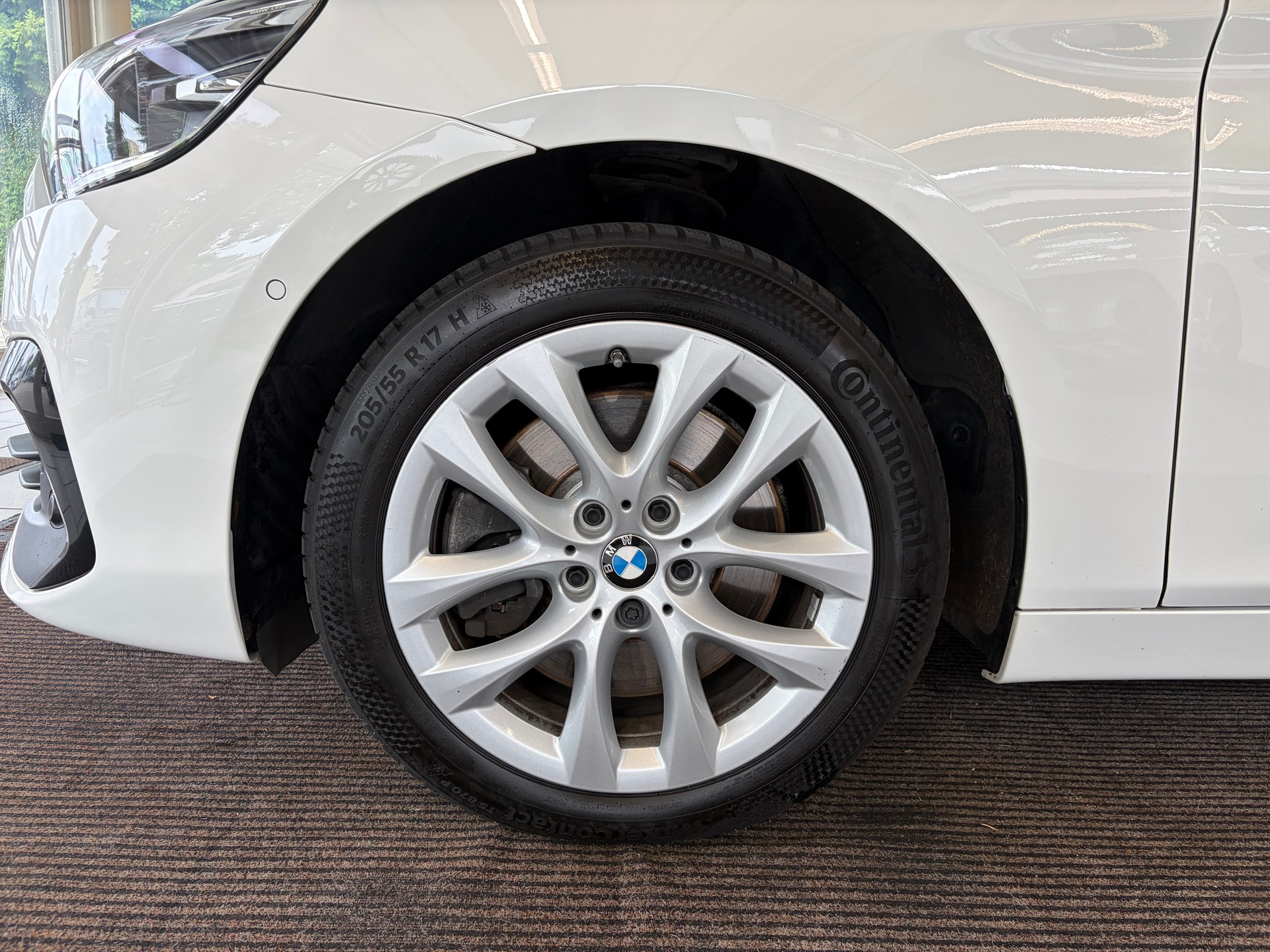 BMW 220d xDrive Gran Tourer | CH Fzg. | Driving Assistant Plus | Kamera | LED Scheinw. | HeadUp | Sportsitze |-image-9