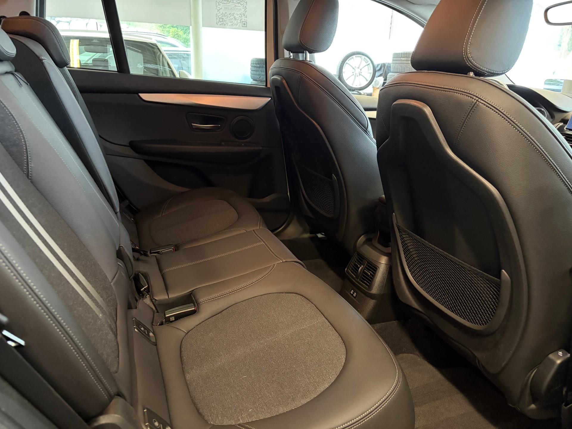 BMW 220d xDrive Gran Tourer | CH Fzg. | Driving Assistant Plus | Kamera | LED Scheinw. | HeadUp | Sportsitze |-image-31