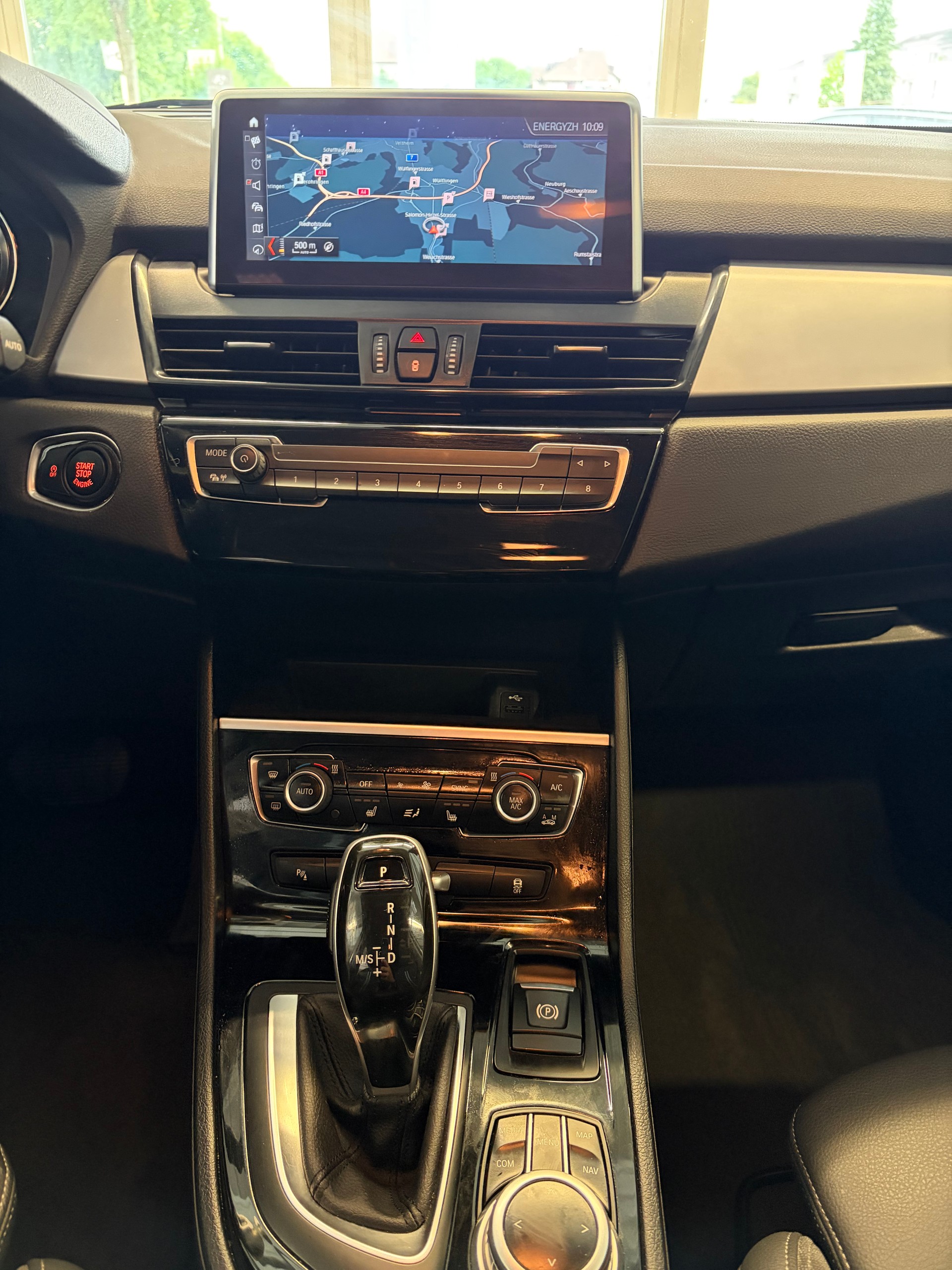 BMW 220d xDrive Gran Tourer | CH Fzg. | Driving Assistant Plus | Kamera | LED Scheinw. | HeadUp | Sportsitze |-image-14