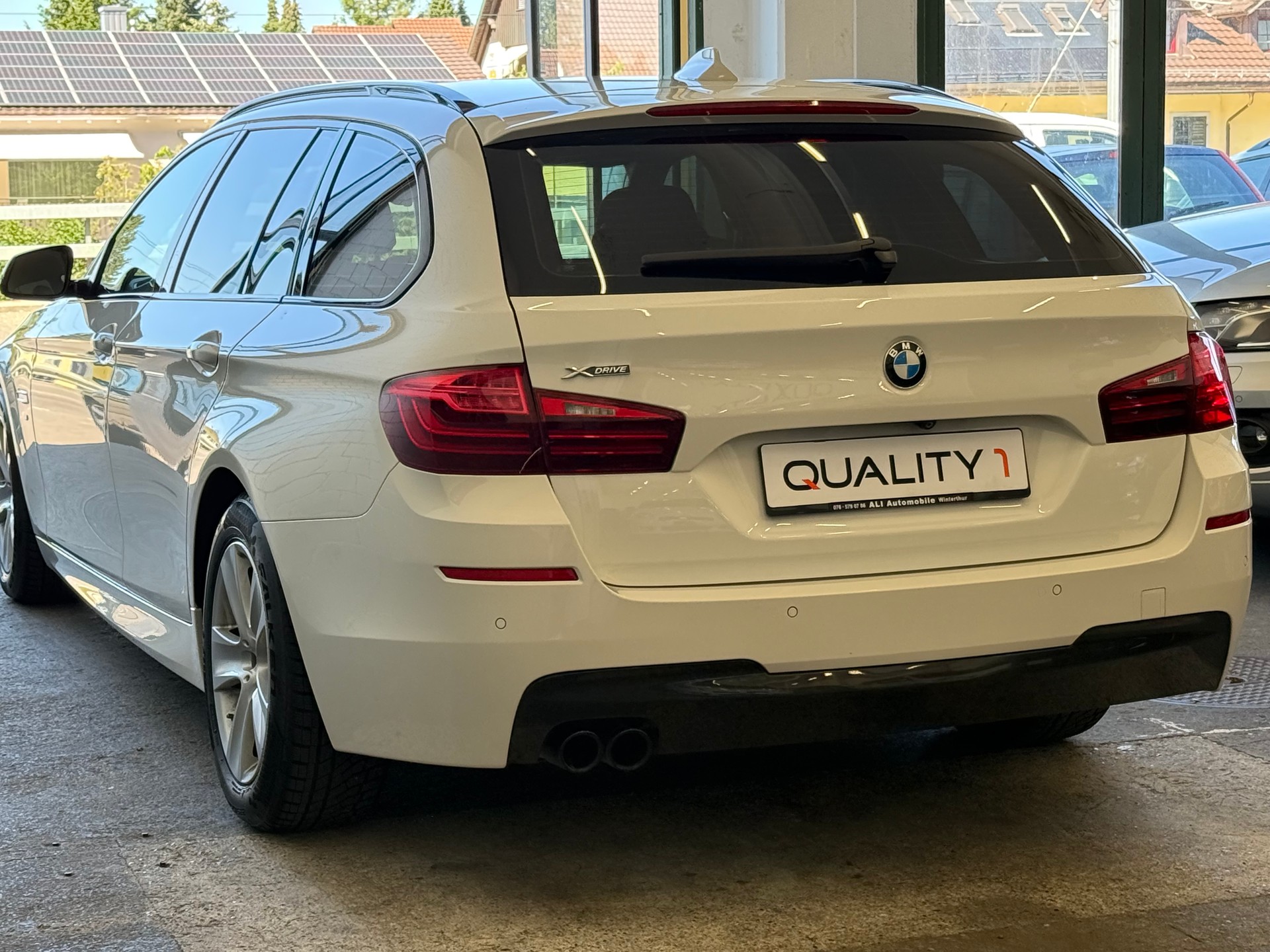BMW 520d Touring xDrive Steptronic MSport-image-5