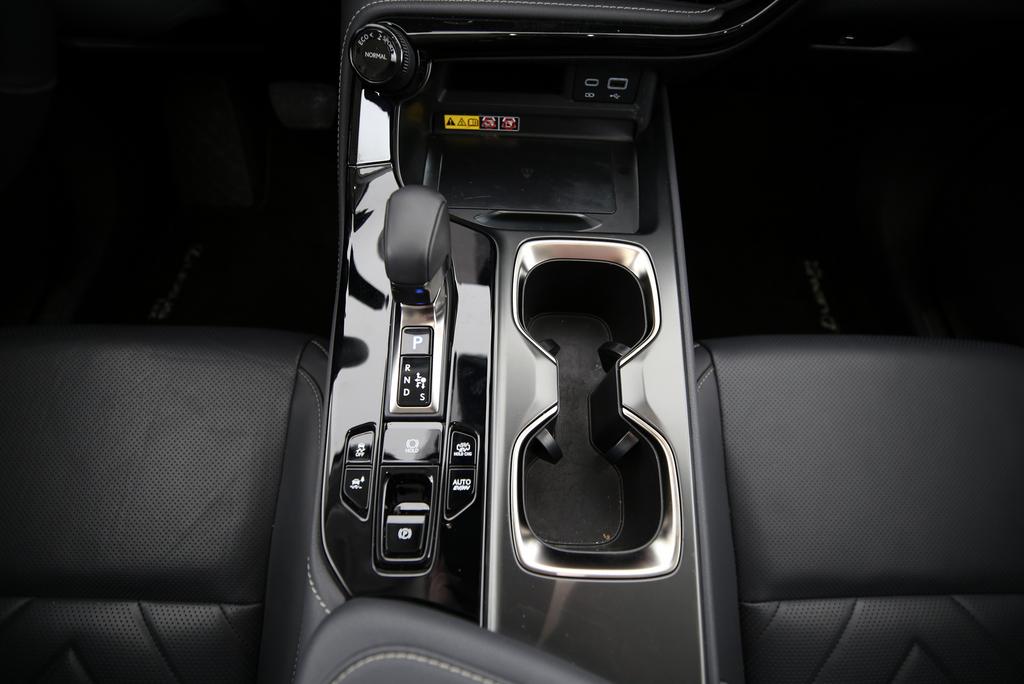 LEXUS NX 450h+ Excellence-image-7