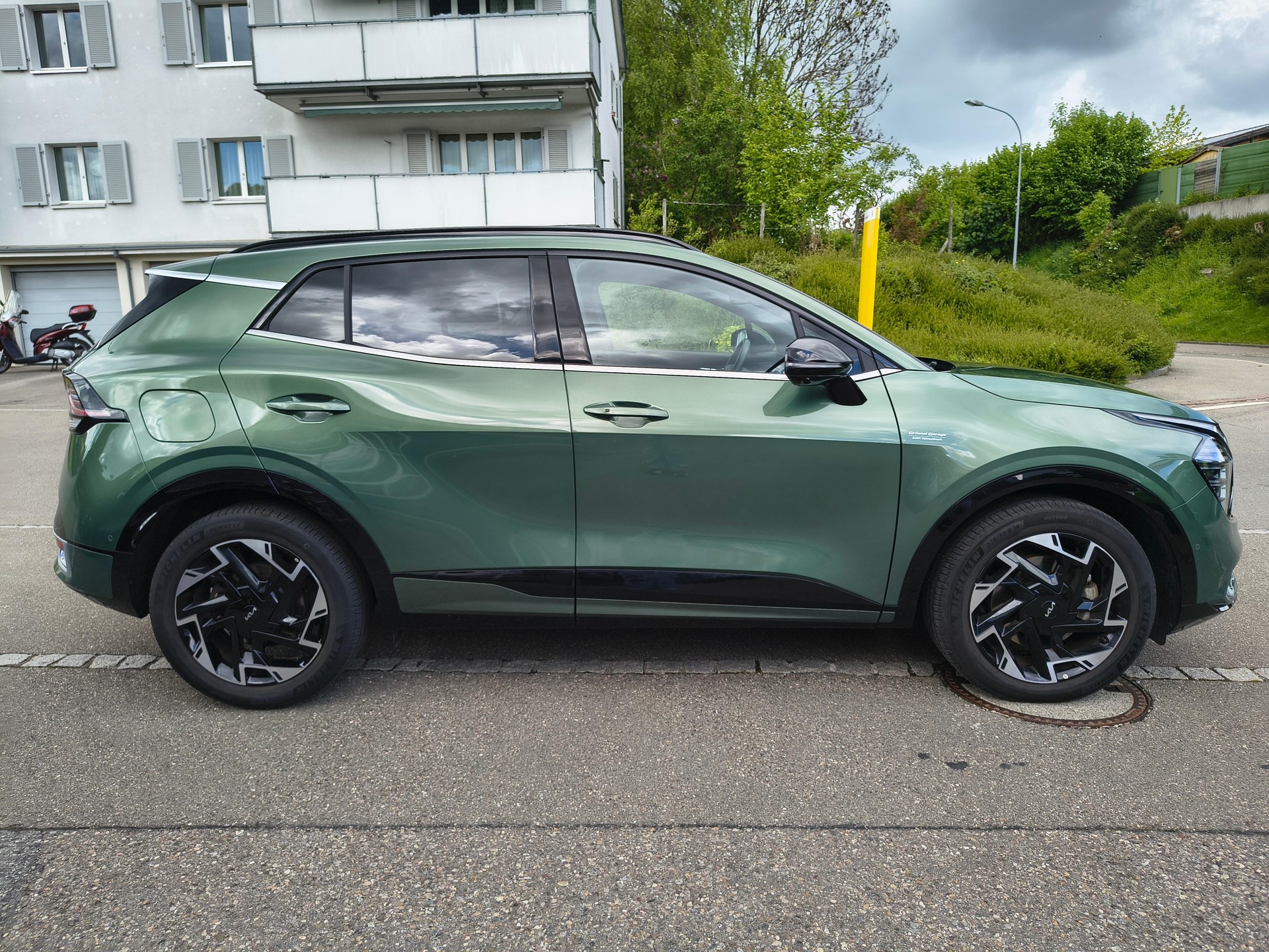 KIA Sportage 1.6 T-GDi PHEV GT-Line-image-3