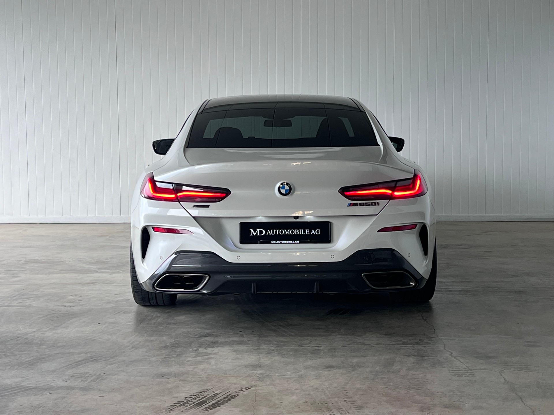 BMW M850i xDrive Steptronic-image-8
