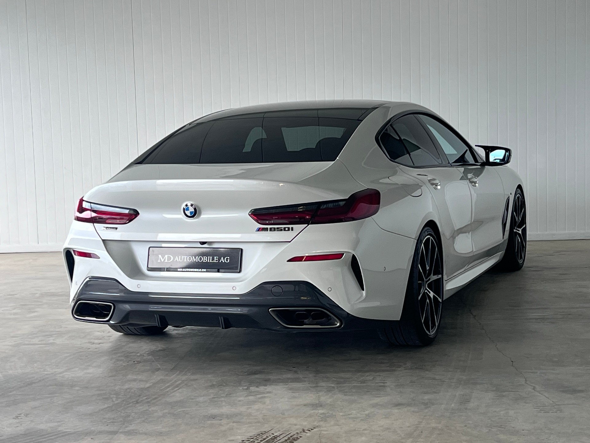 BMW M850i xDrive Steptronic-image-6