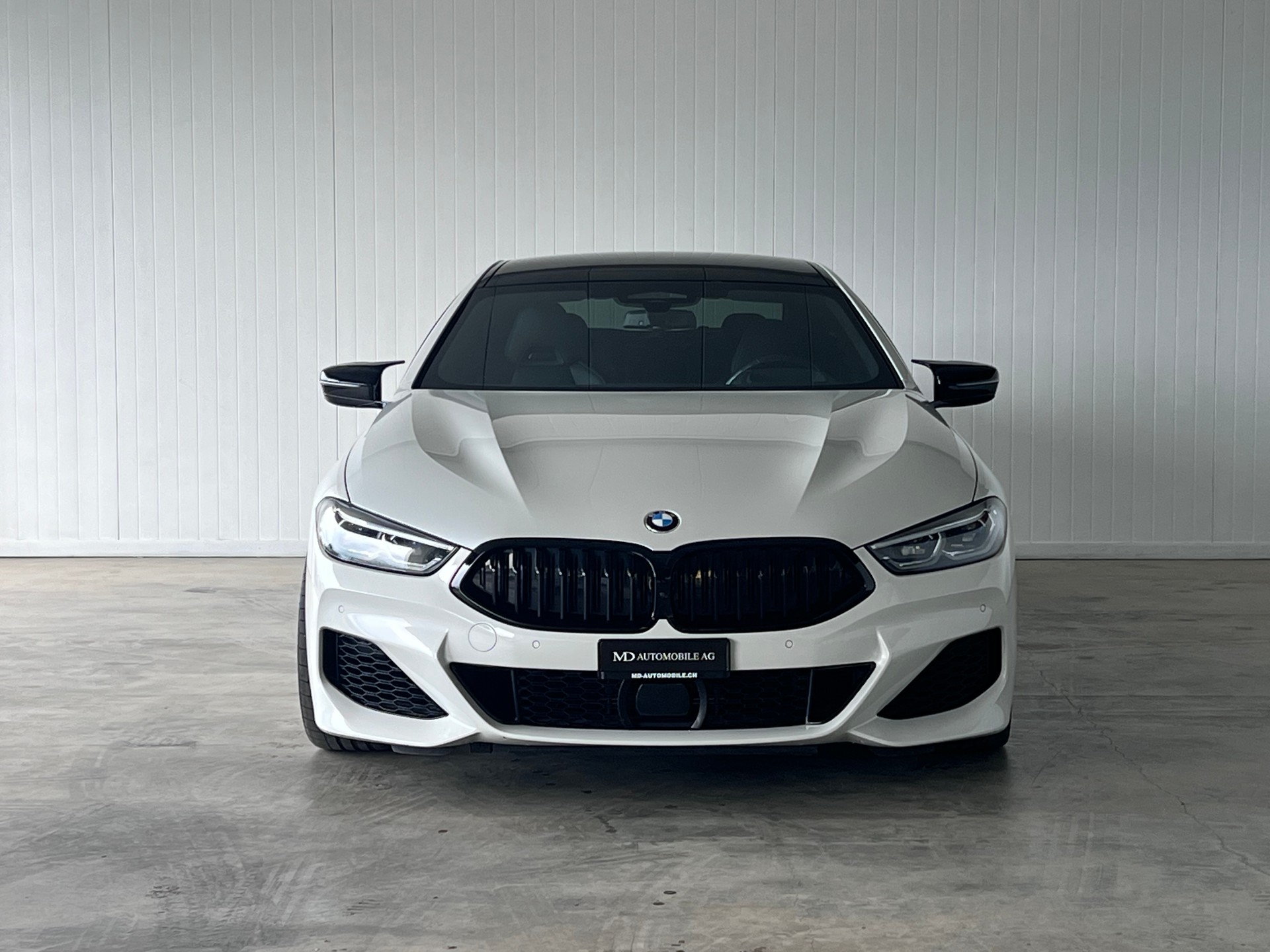 BMW M850i xDrive Steptronic-showroom-element-3