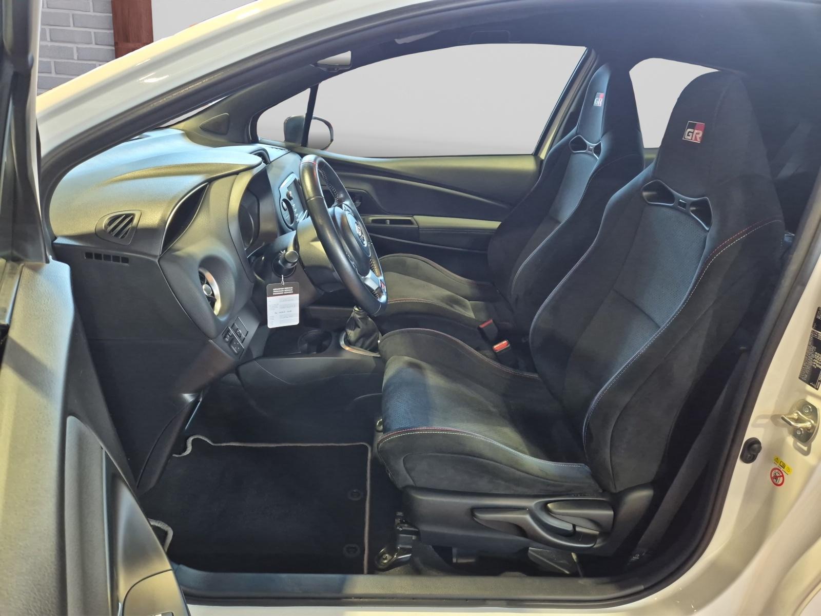 TOYOTA Yaris 1.8 VVT-i GRMN-image-7