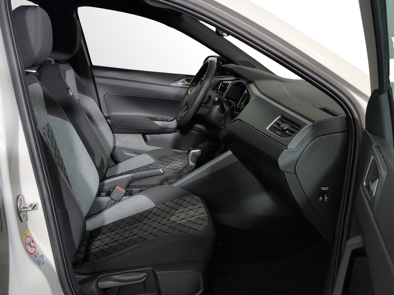 VW Taigo 1.5 TSI R-Line United DSG-image-6