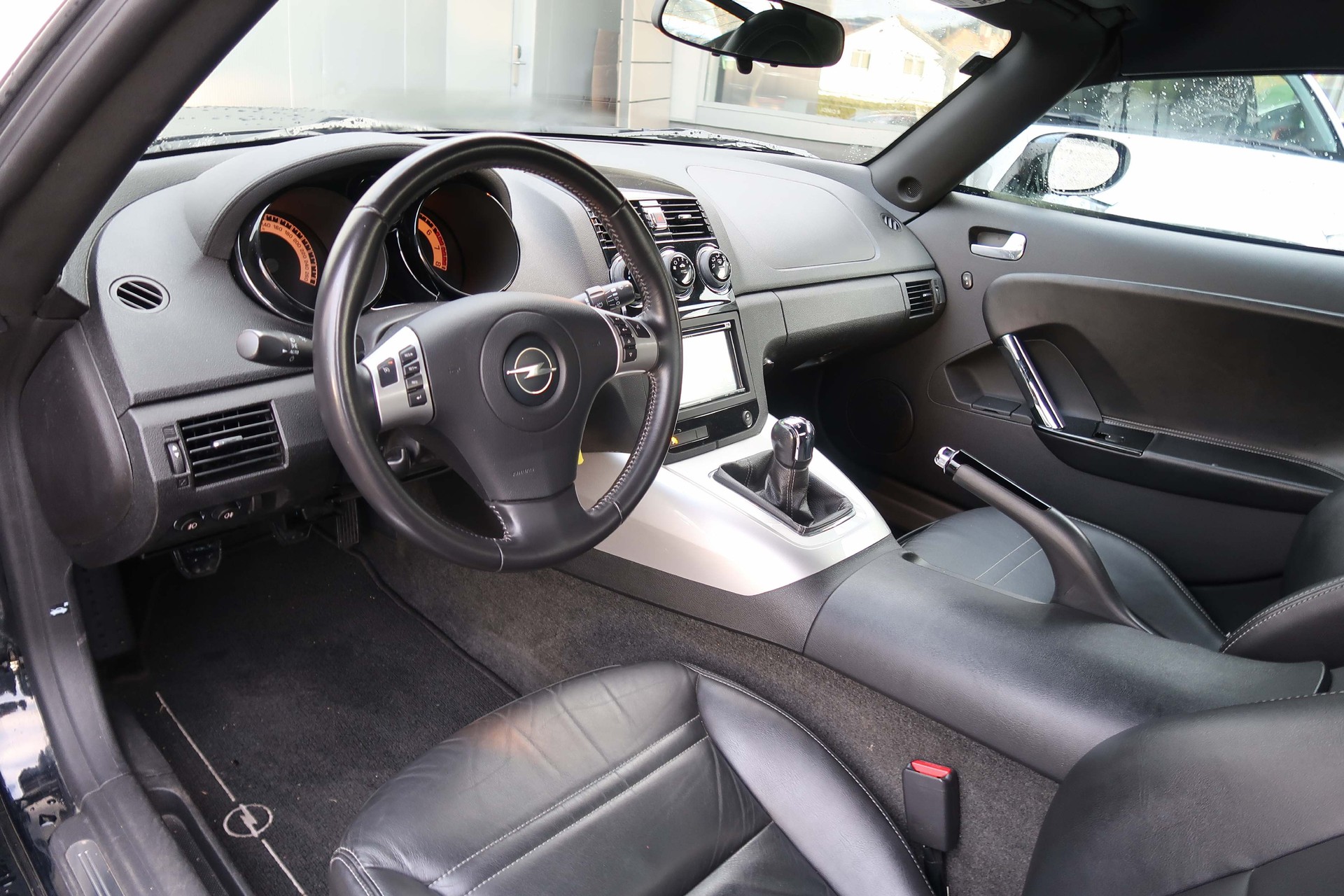 OPEL GT 2.0 Turbo-image-5