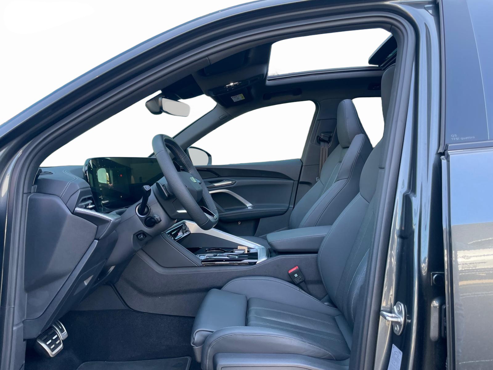 AUDI Q5 TFSI quatto 150 kW S-tronic-image-4