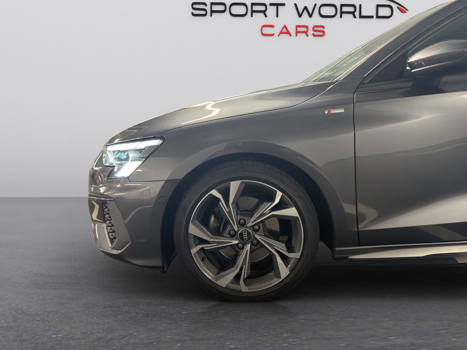 AUDI A3 Sportback 35 TFSI S line S-tronic-image-26