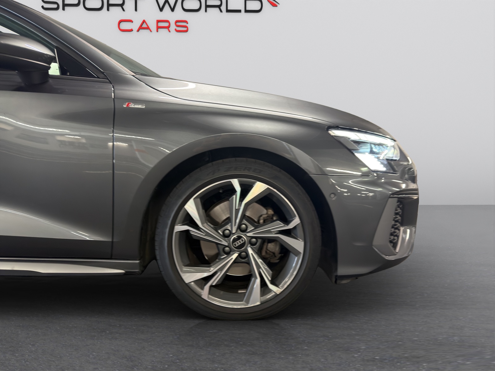 AUDI A3 Sportback 35 TFSI S line S-tronic-image-29