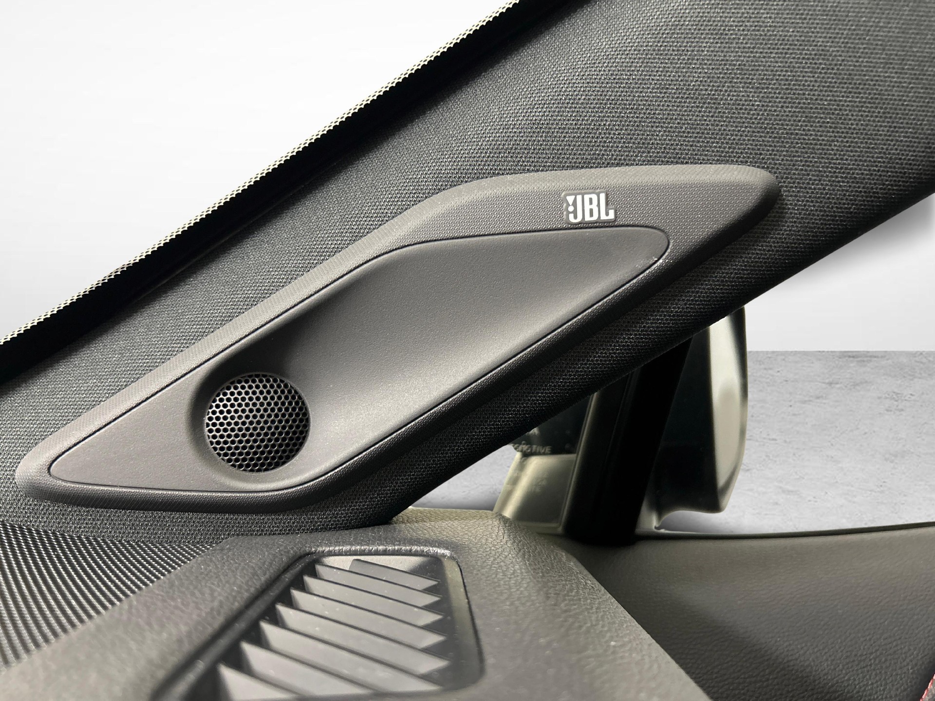 TOYOTA RAV4 2.5 Plug-In-Hybrid Premium-image-16