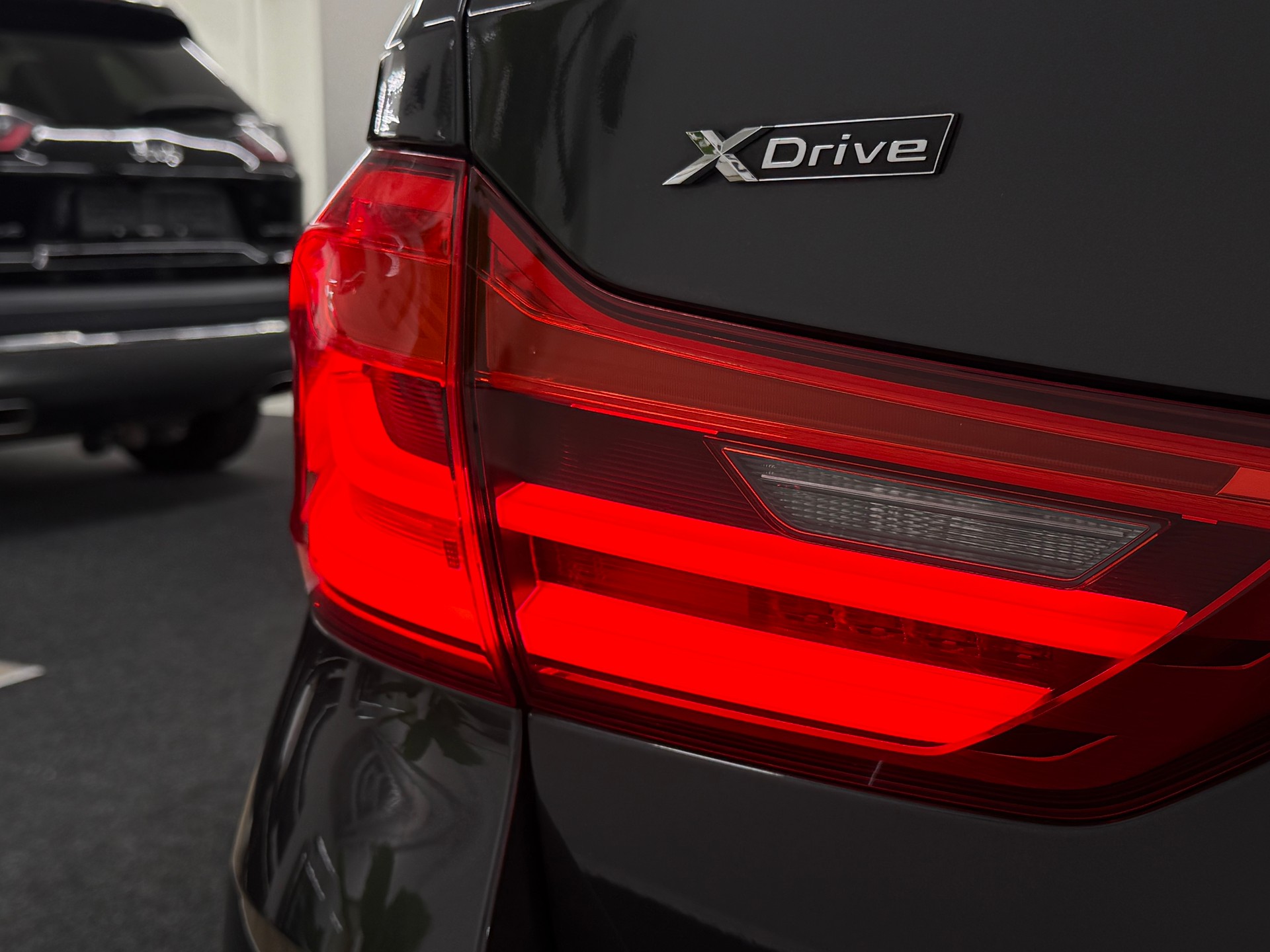 BMW 520d xDrive Touring Sport Line Steptronic-image-13