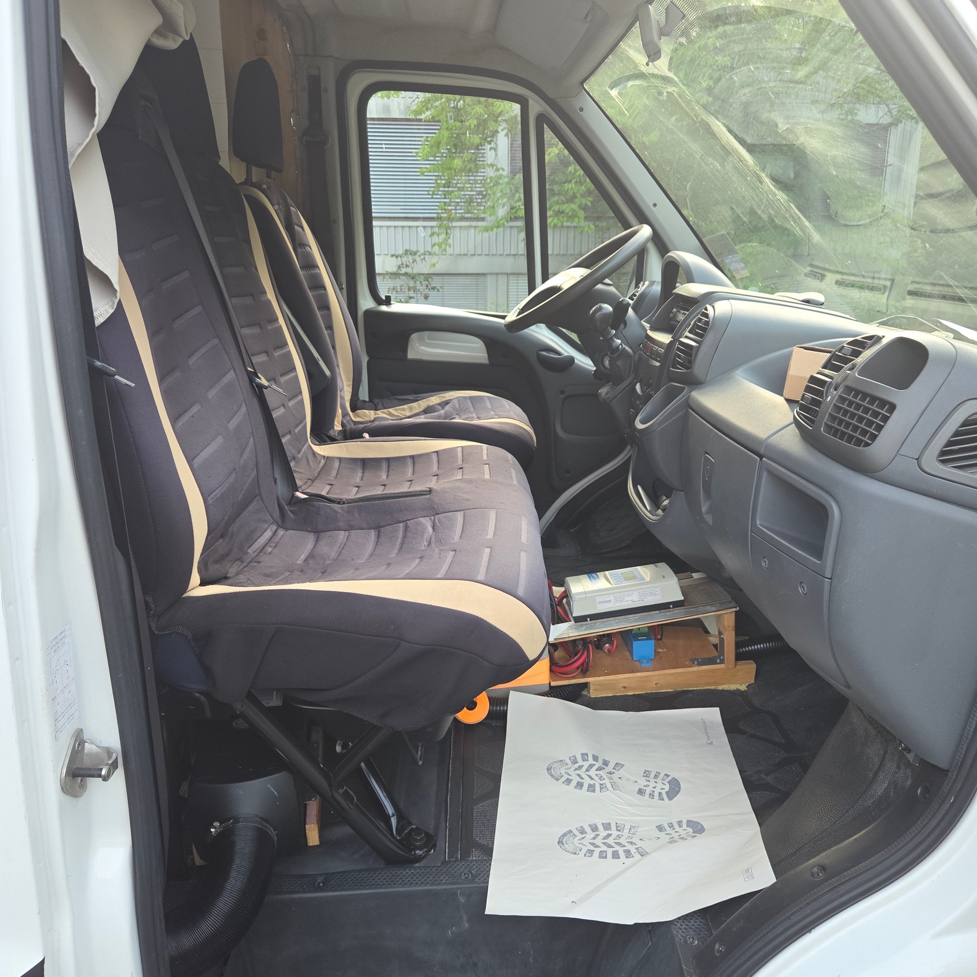 PEUGEOT Boxer 2.0 290 CS (SPE)-image-13