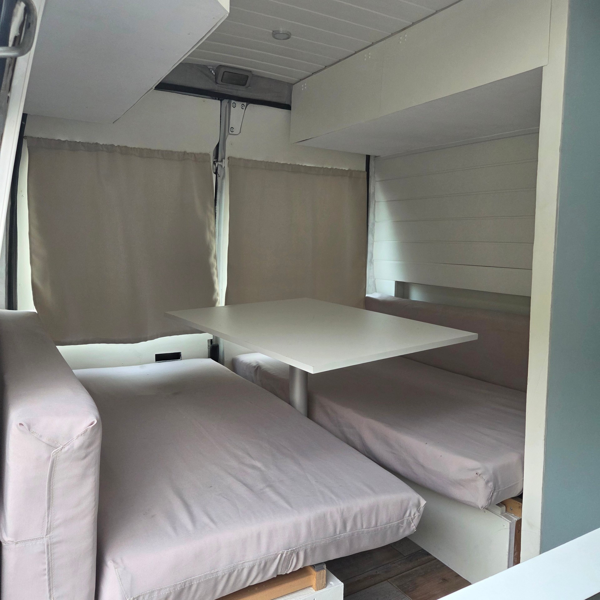 PEUGEOT Boxer 2.0 290 CS (SPE)-image-9