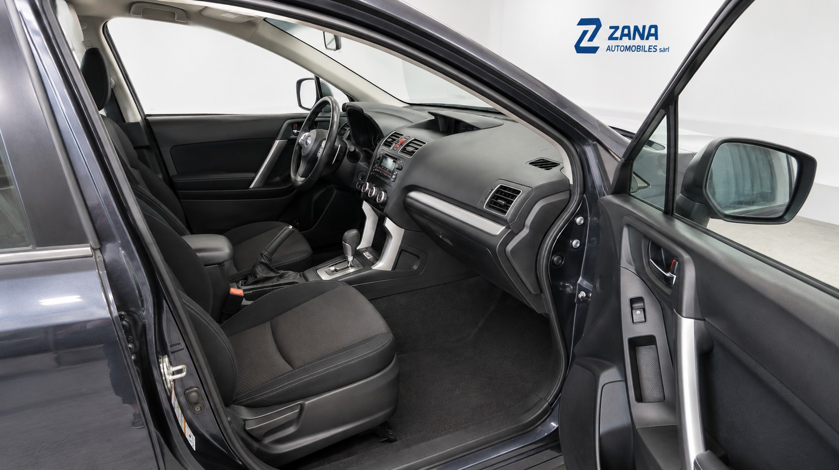 SUBARU Forester 2.0i Swiss Lineartronic-image-9