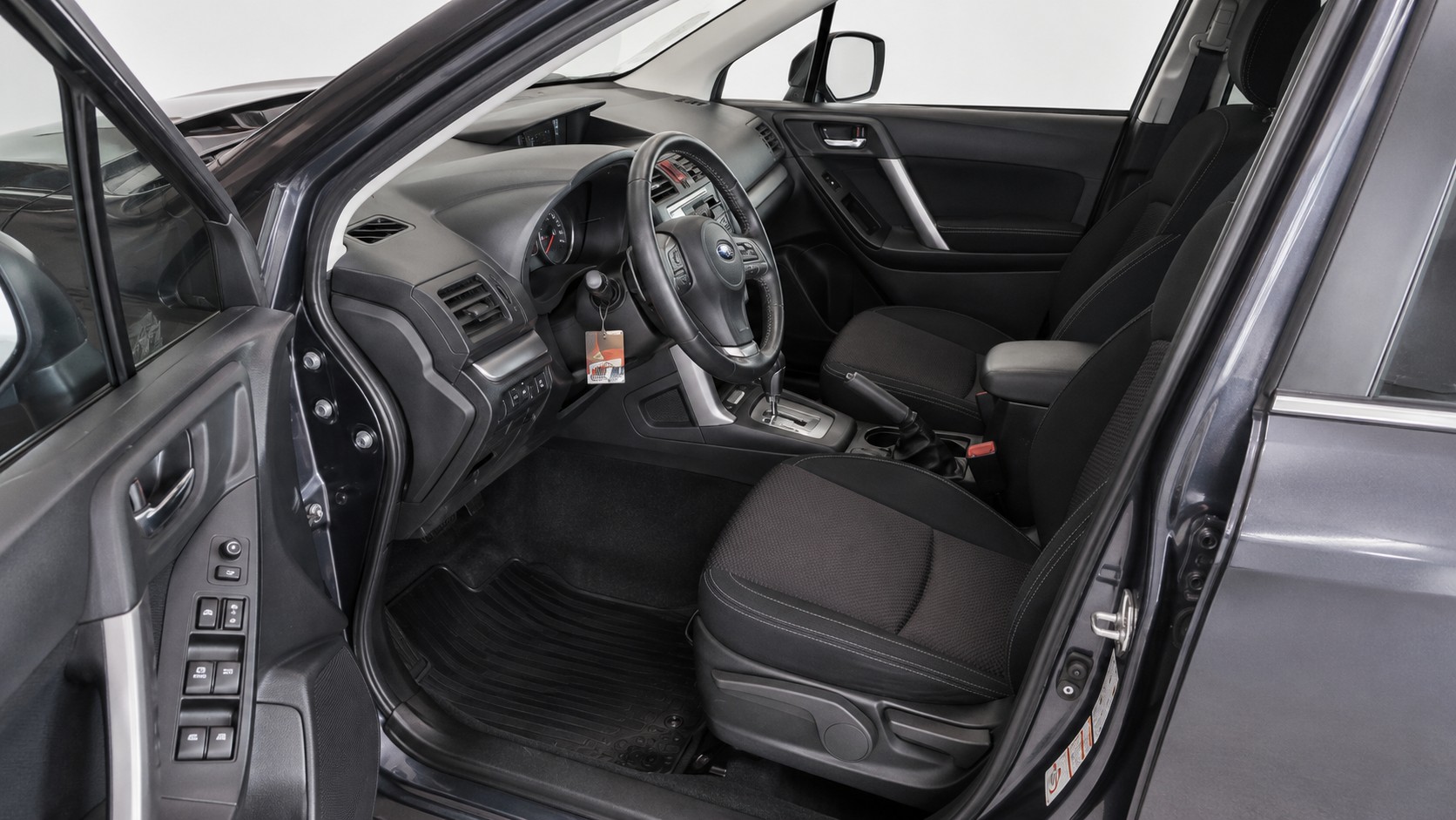 SUBARU Forester 2.0i Swiss Lineartronic-image-6