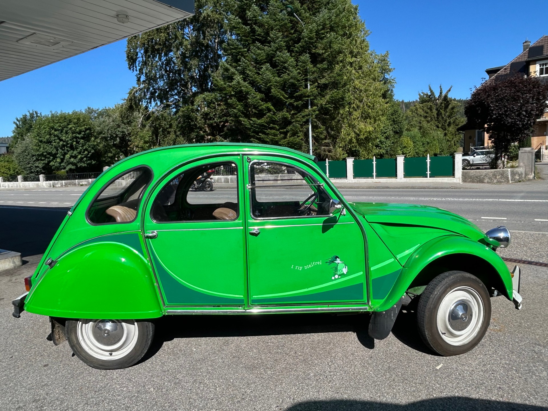 CITROEN 2CV6 Spécial (Club)-image-2