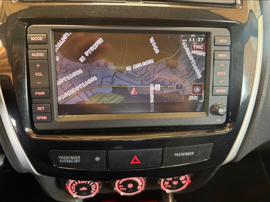 CITROEN C4 Aircross 1.8 HDi Exclusive 4WD-image-12