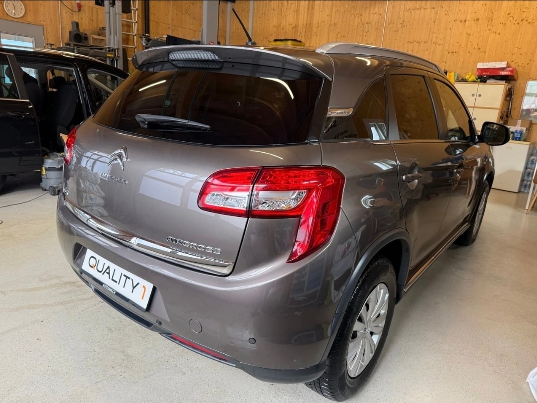 CITROEN C4 Aircross 1.8 HDi Exclusive 4WD-image-3