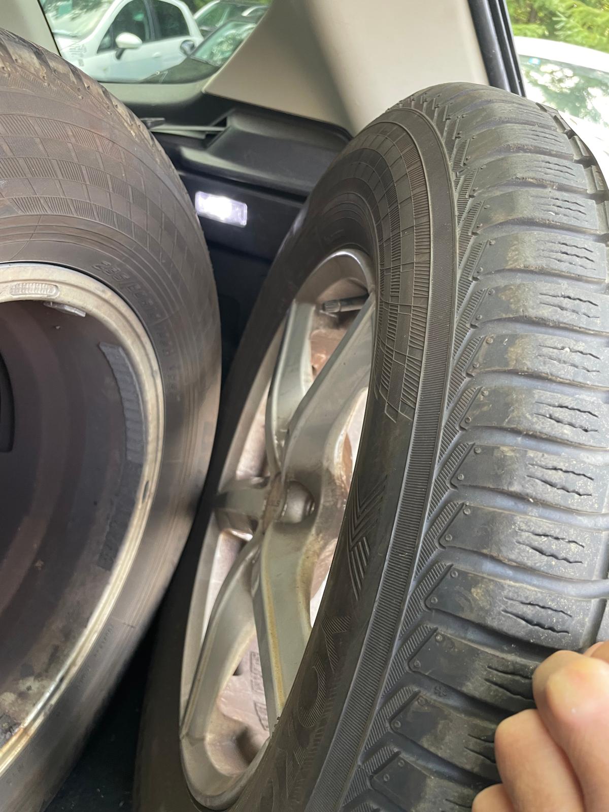 FORD Kuga 2.0 TDCi Carving 4WD PowerShift-image-11