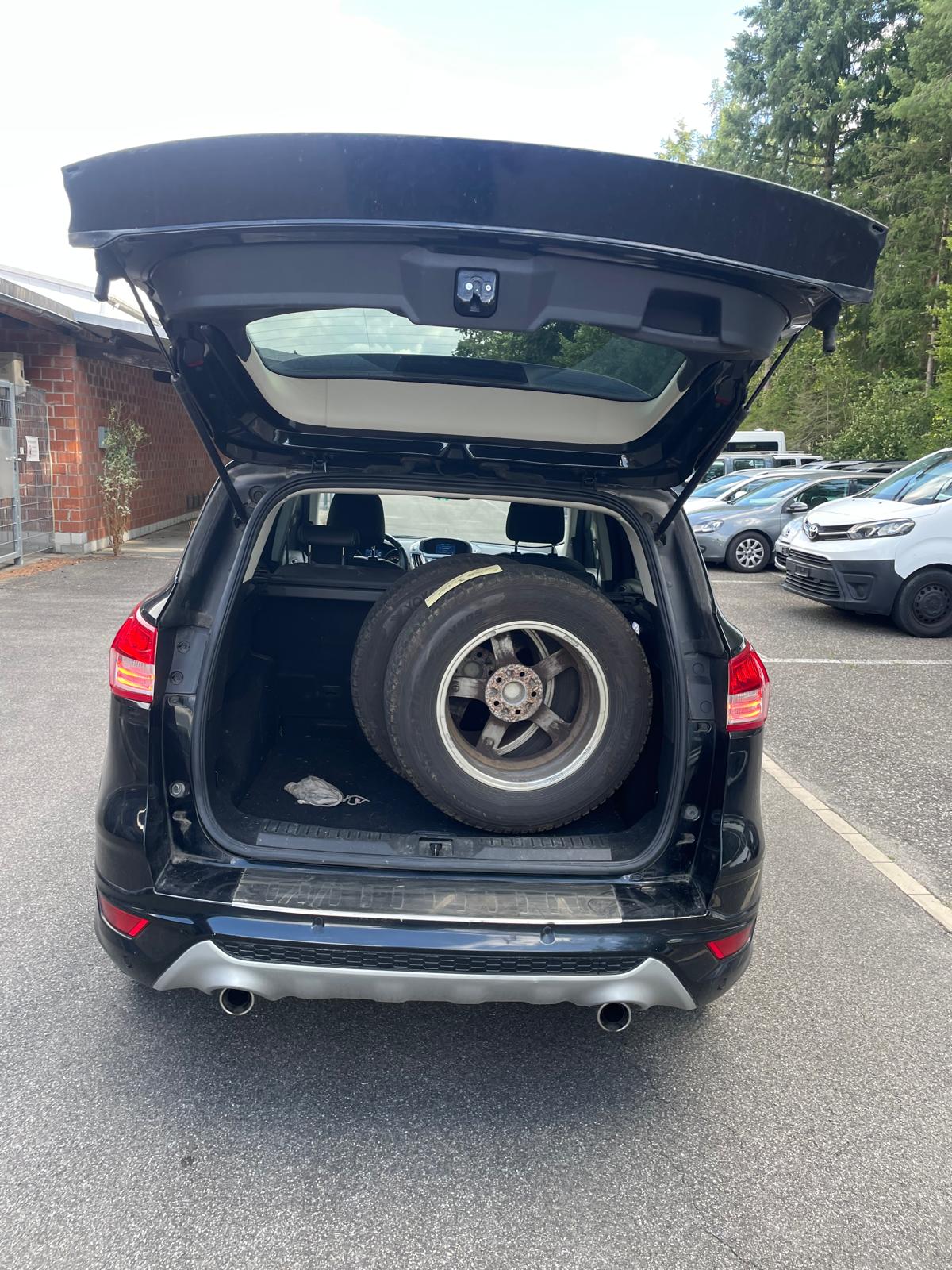 FORD Kuga 2.0 TDCi Carving 4WD PowerShift-image-10