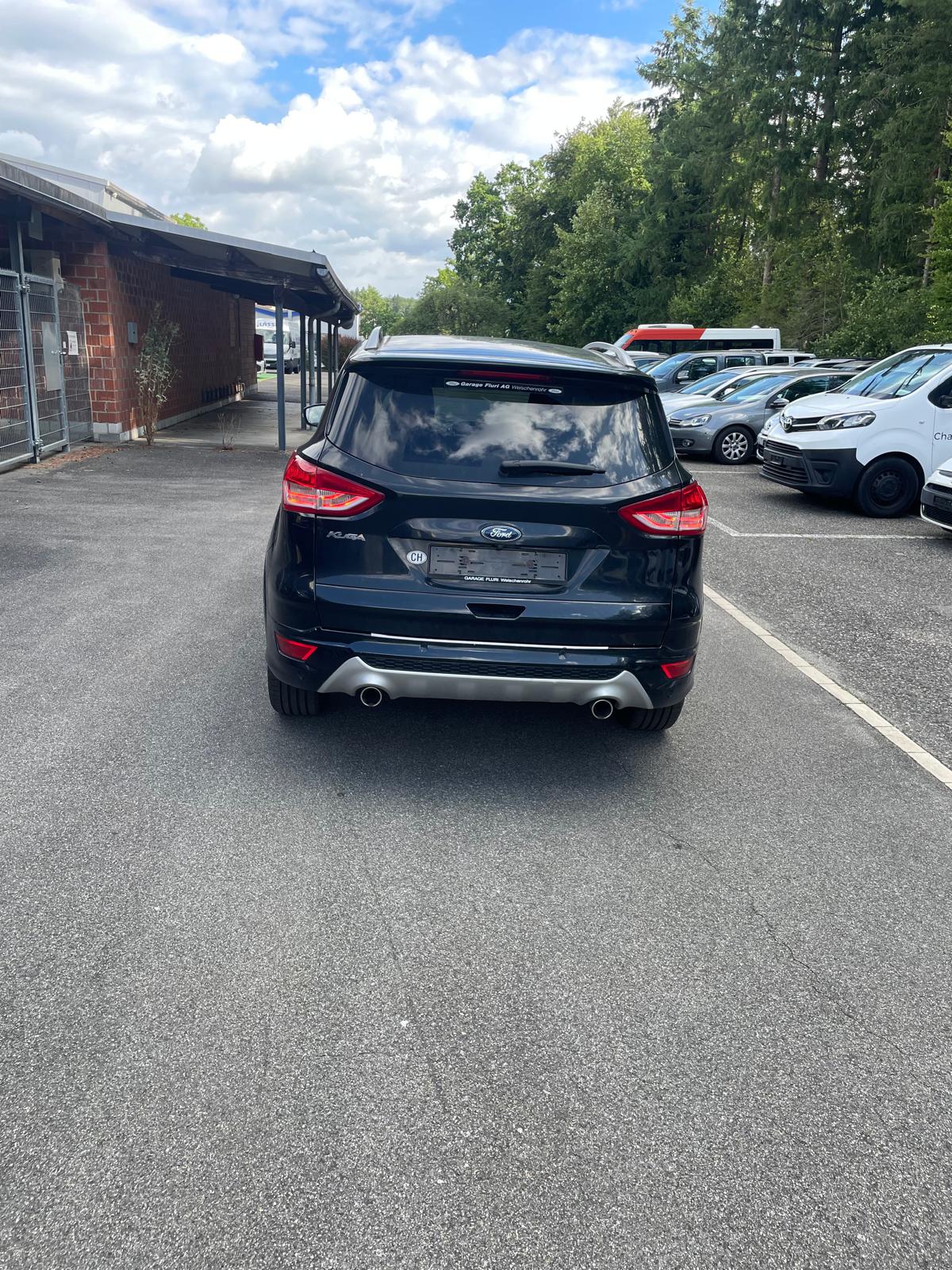 FORD Kuga 2.0 TDCi Carving 4WD PowerShift-image-4