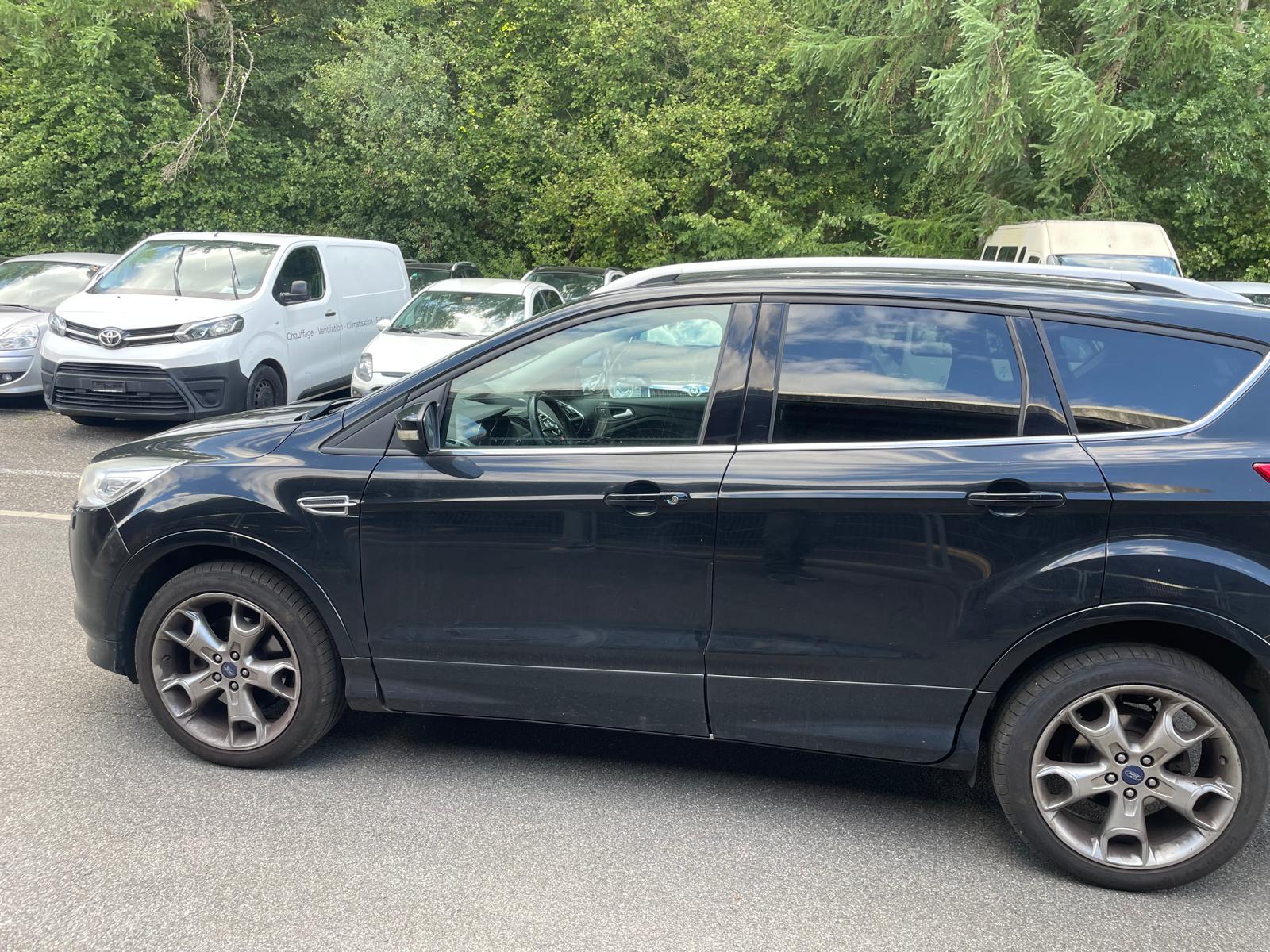 FORD Kuga 2.0 TDCi Carving 4WD PowerShift-image-2