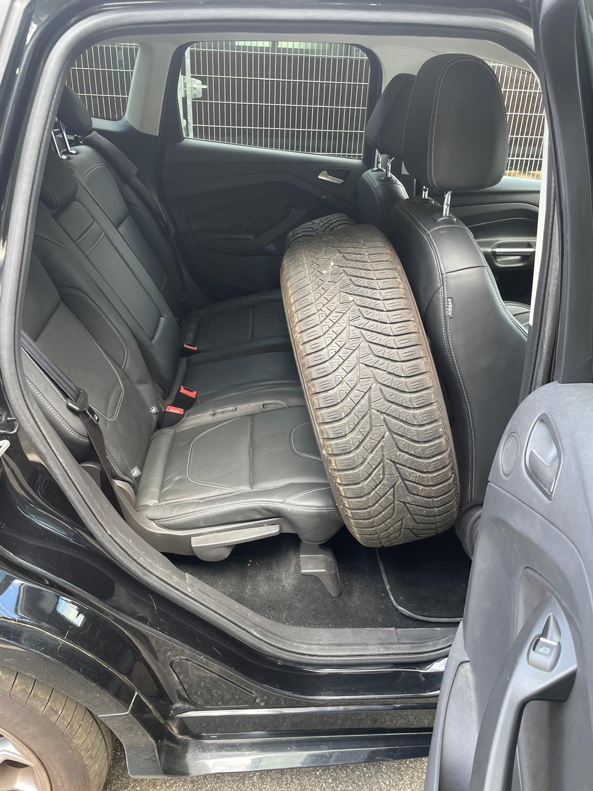 FORD Kuga 2.0 TDCi Carving 4WD PowerShift-image-9