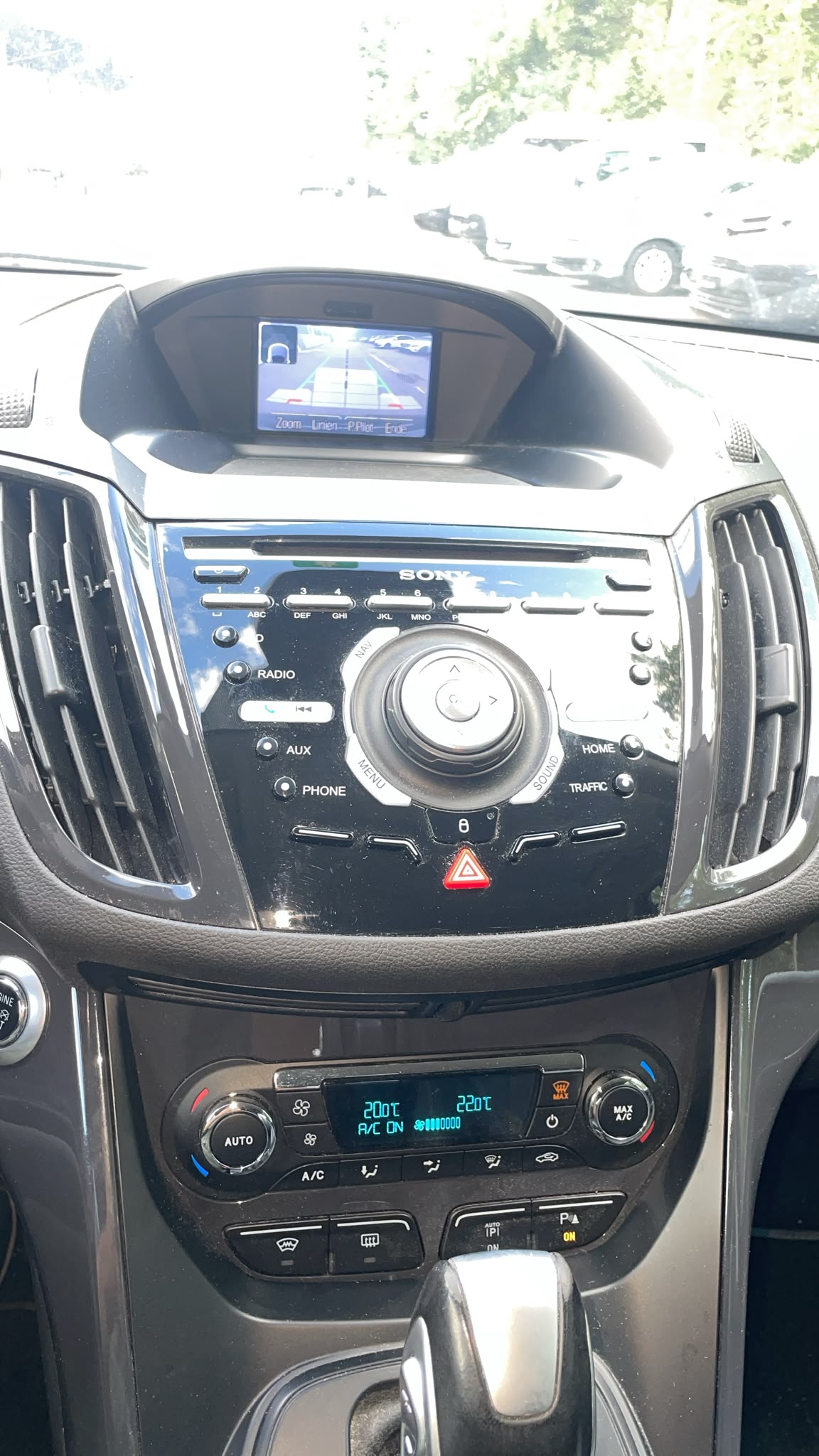 FORD Kuga 2.0 TDCi Carving 4WD PowerShift-image-6