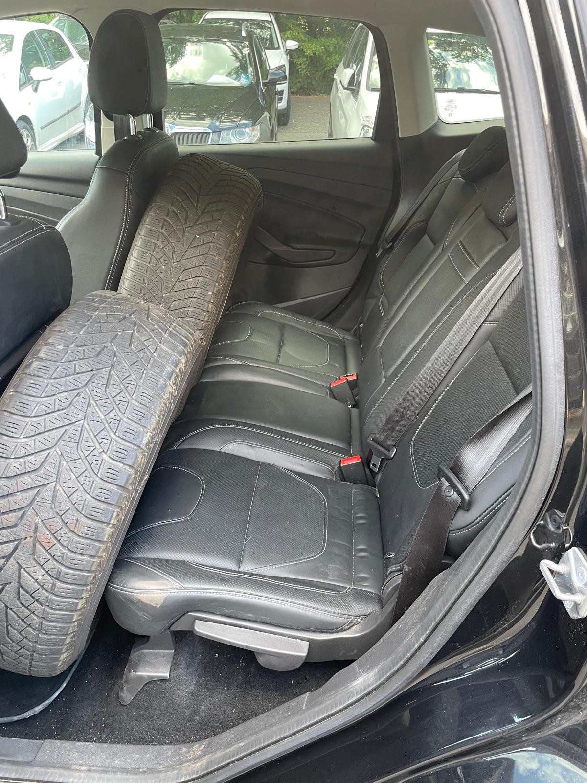 FORD Kuga 2.0 TDCi Carving 4WD PowerShift-image-13