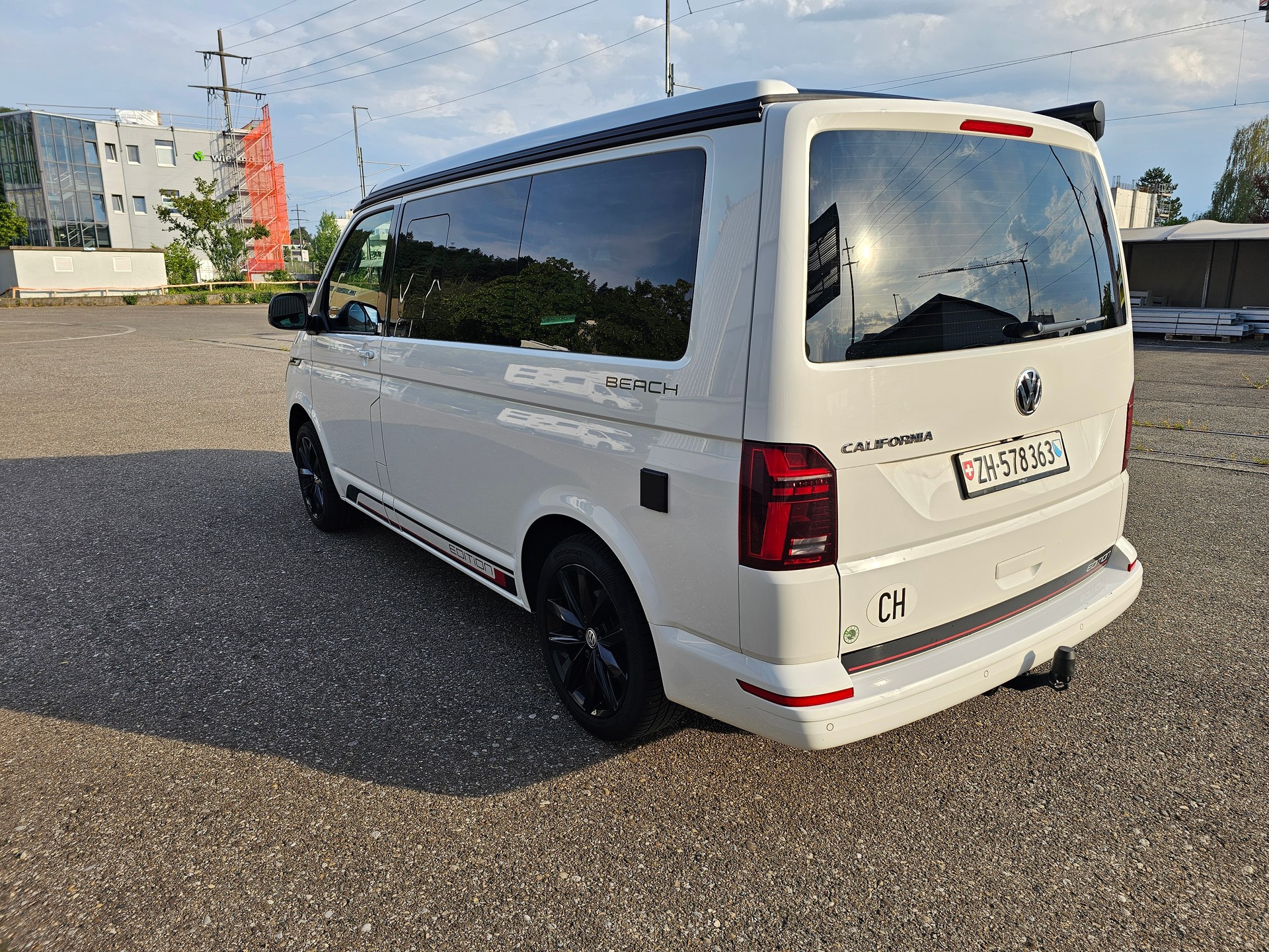 VW CALIFORNIA-image-1
