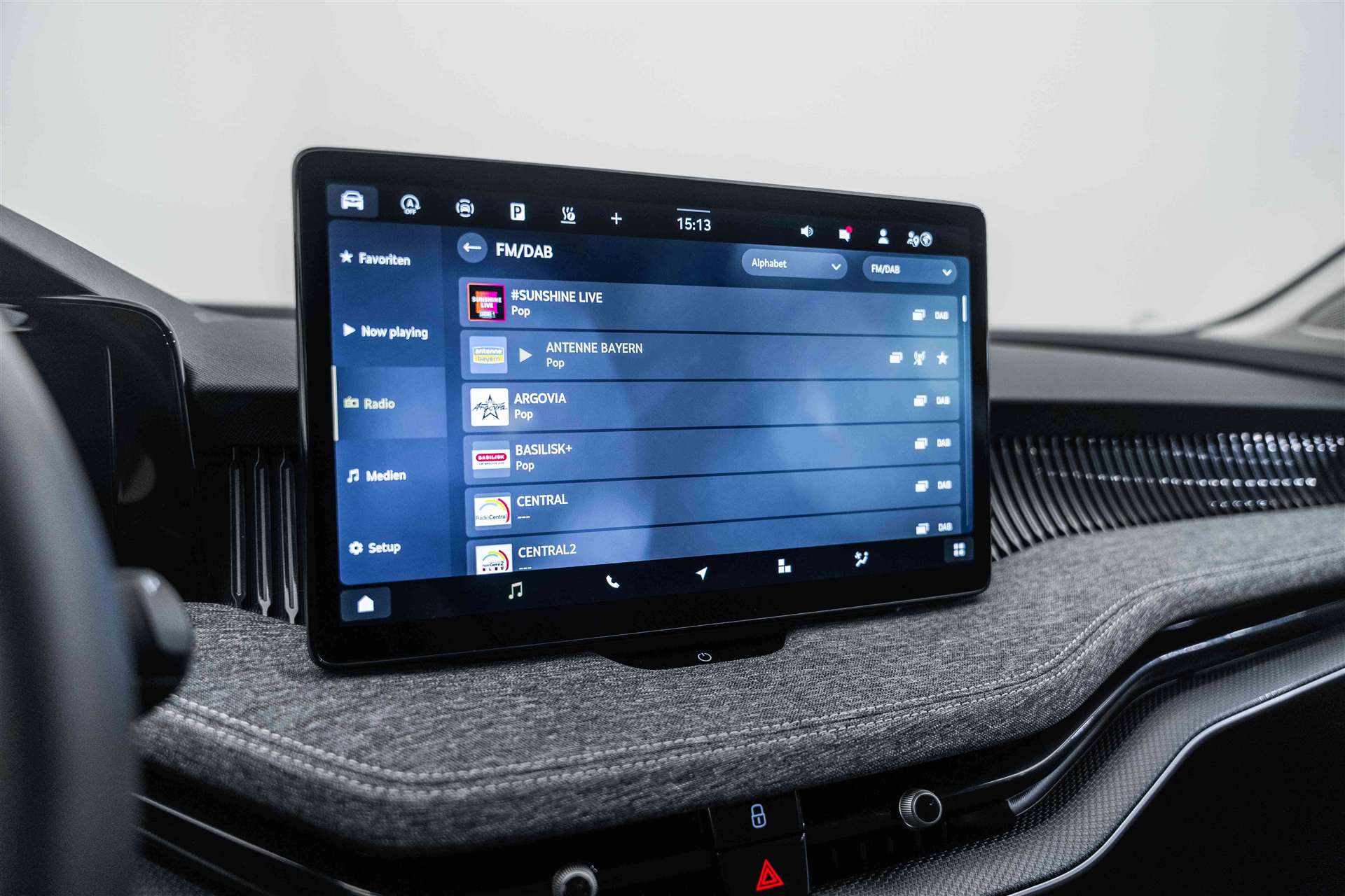 SKODA Superb Combi 2.0 TSI Selection NEW MODELL-image-20