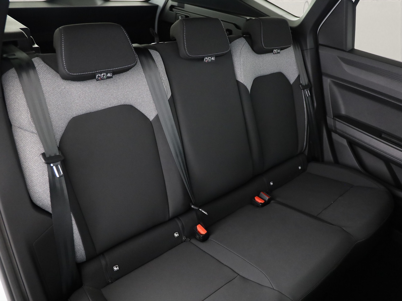 DACIA Bigster 1.8 Hybrid Journey-image-7