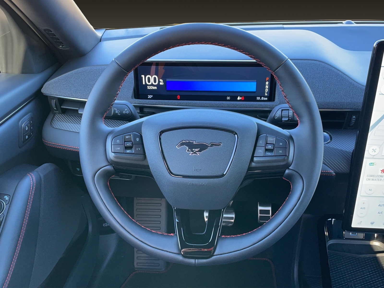 FORD Mustang Mach-E Extended AWD 99 kWh-image-7