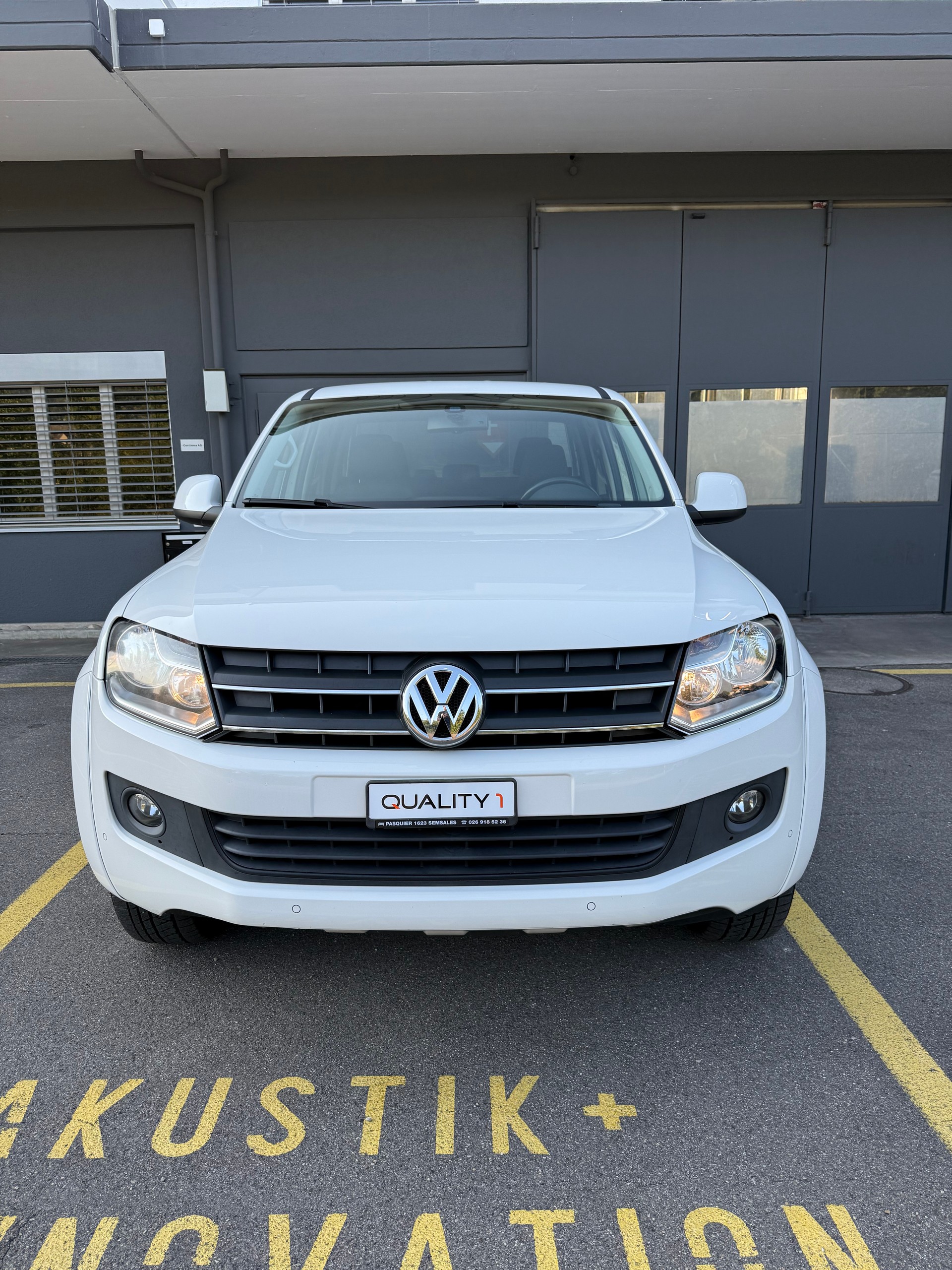 VW Amarok 2.0 BiTDI Highline 4Motion-image-1