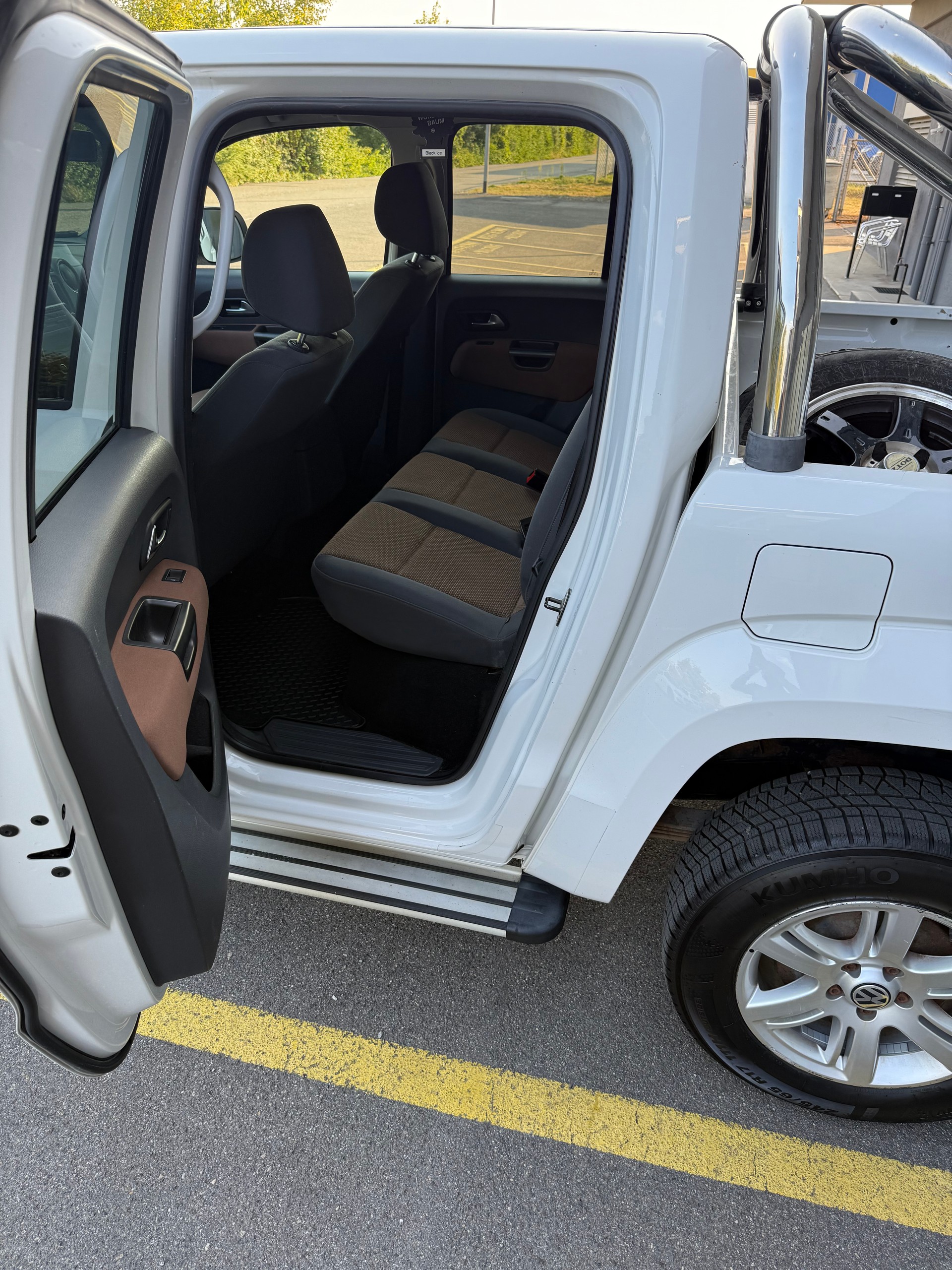 VW Amarok 2.0 BiTDI Highline 4Motion-image-9