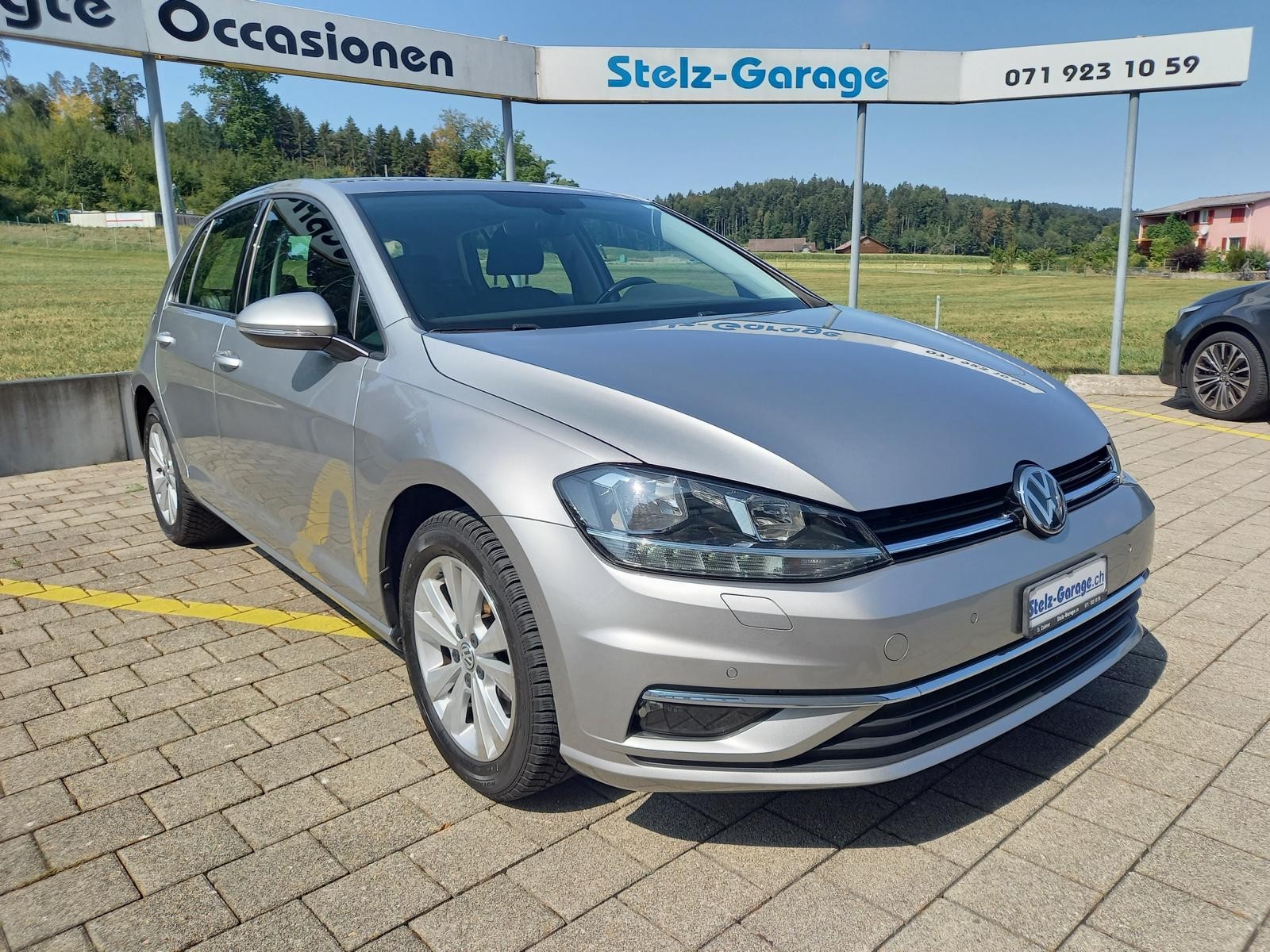 VW Golf 2.0 TDI Comfortline 4Motion DSG-image-3