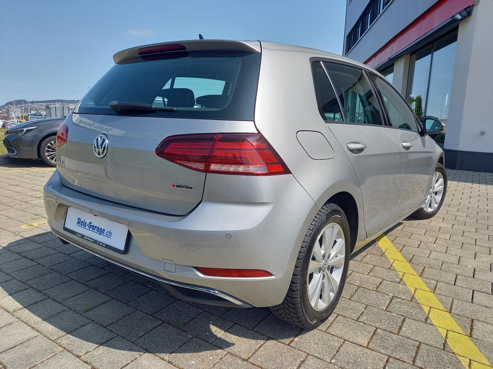 VW Golf 2.0 TDI Comfortline 4Motion DSG-image-1