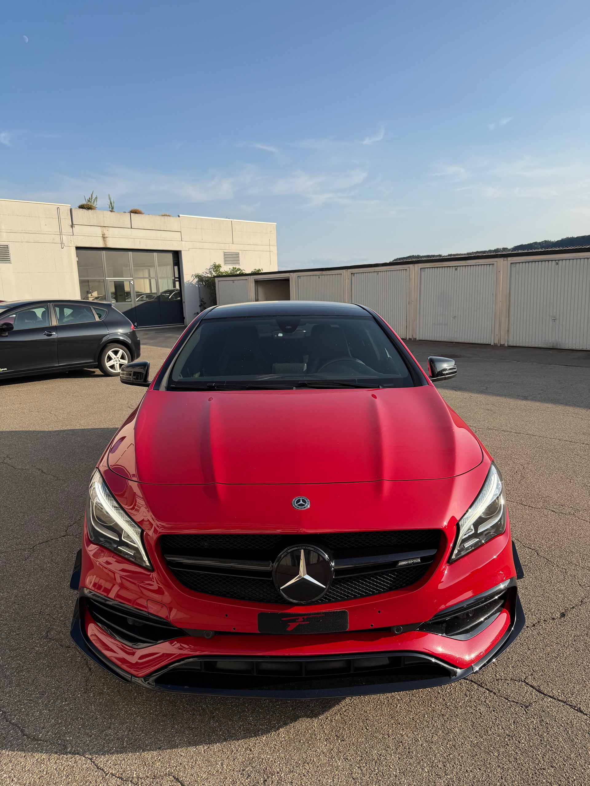 MERCEDES-BENZ CLA 45 AMG 4m-image-2