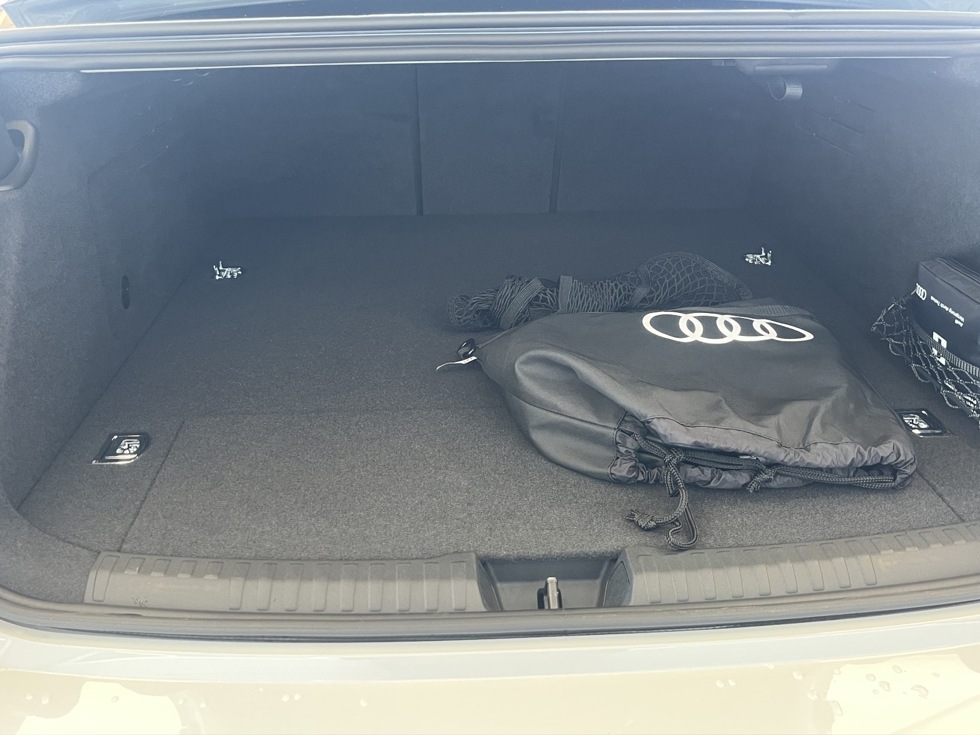 AUDI A6 Limousine e-hybrid quattro 270 kW S tronic*New Modell* Luftfederung, Head-up, Panodach, (5-Jahre Garantie)-image-24