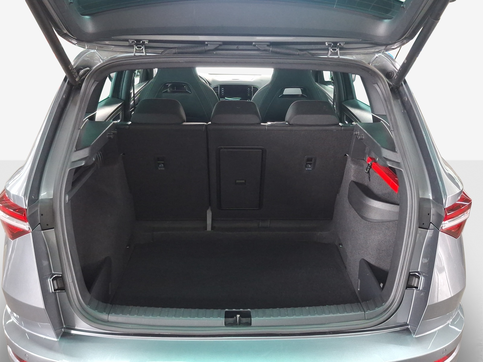 SKODA Karoq 1.5 TSI SportLine DSG-image-12