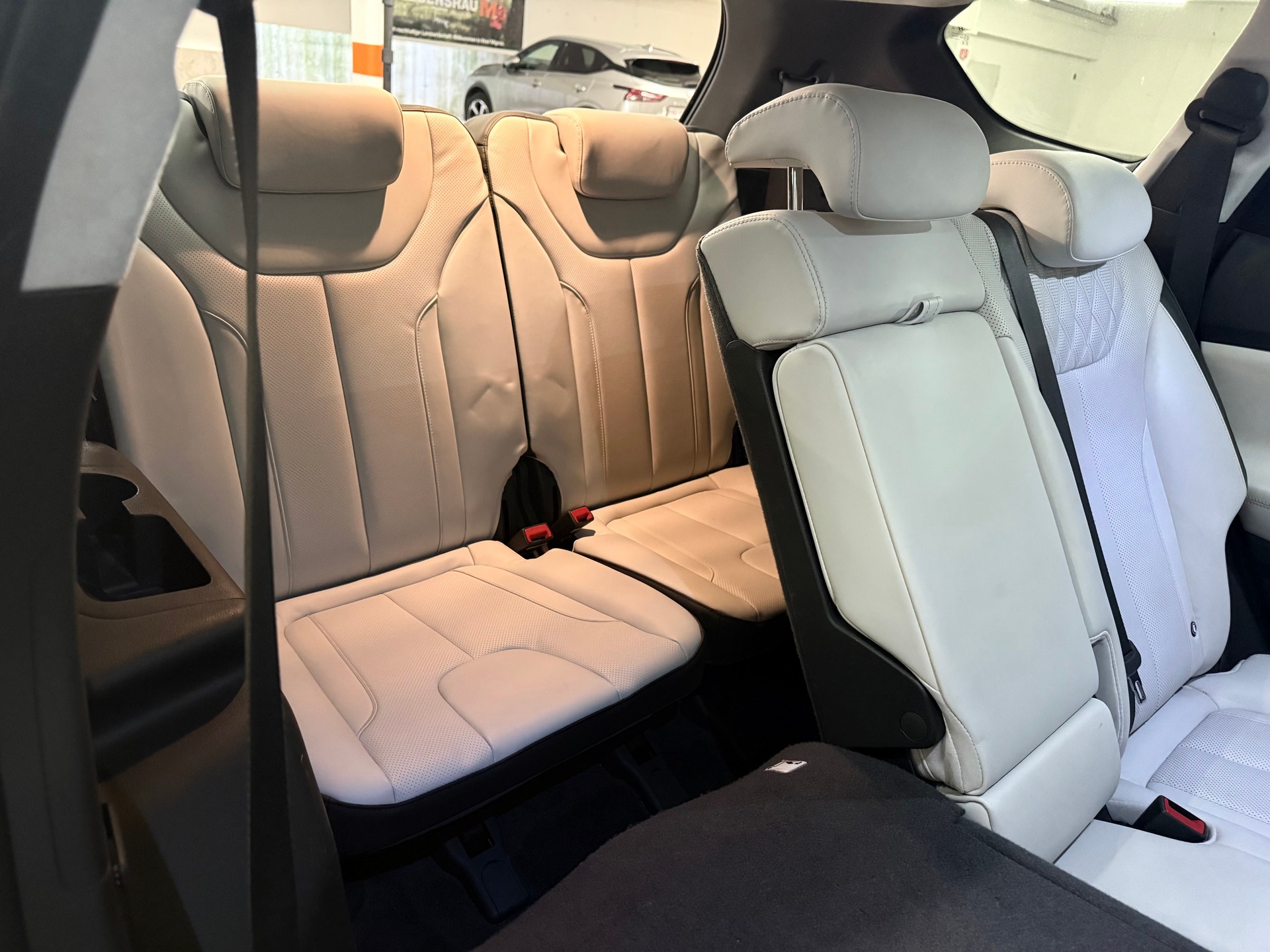 HYUNDAI Santa Fe 1.6 T-GDi HEV Vertex 4WD Automatic-image-11