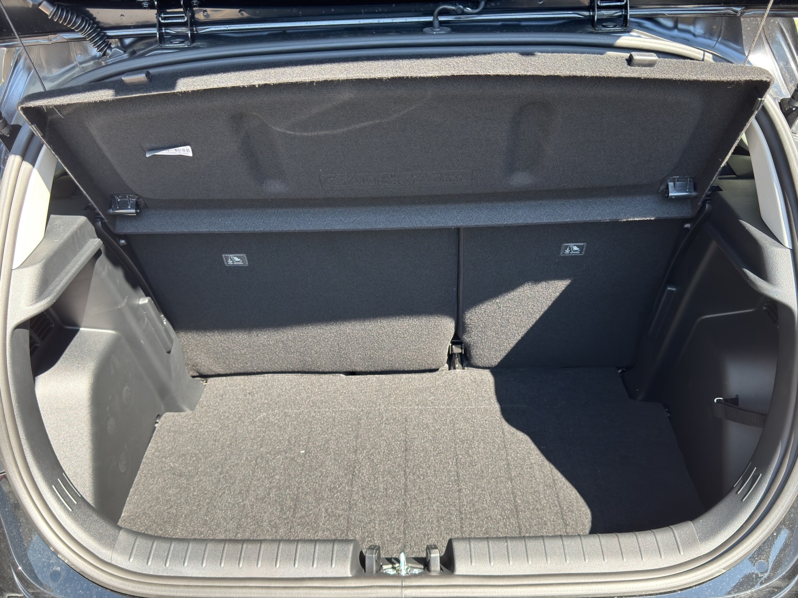 HYUNDAI i20 1.0 T-GDi Amplia Go Pack Safe Tec-image-13