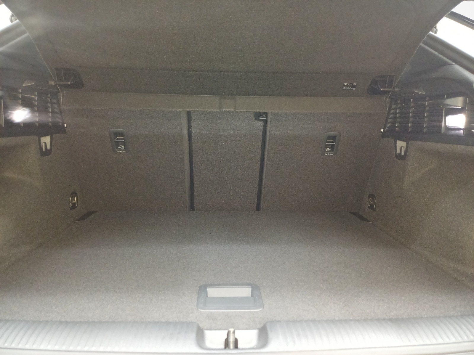 AUDI SQ2 TFSI quattro S-tronic-image-12