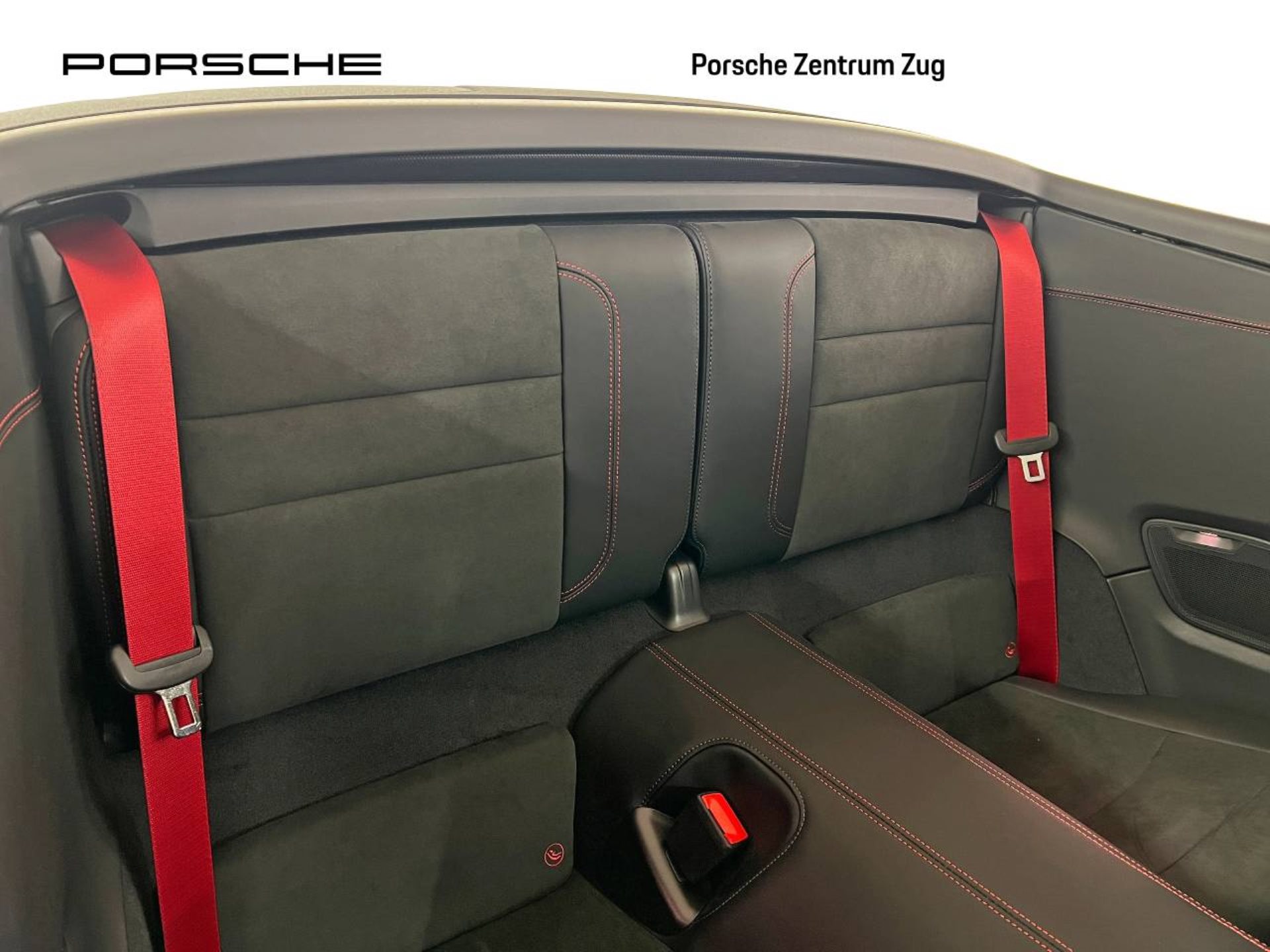 PORSCHE 911 Carrera GTS Cabriolet-image-25